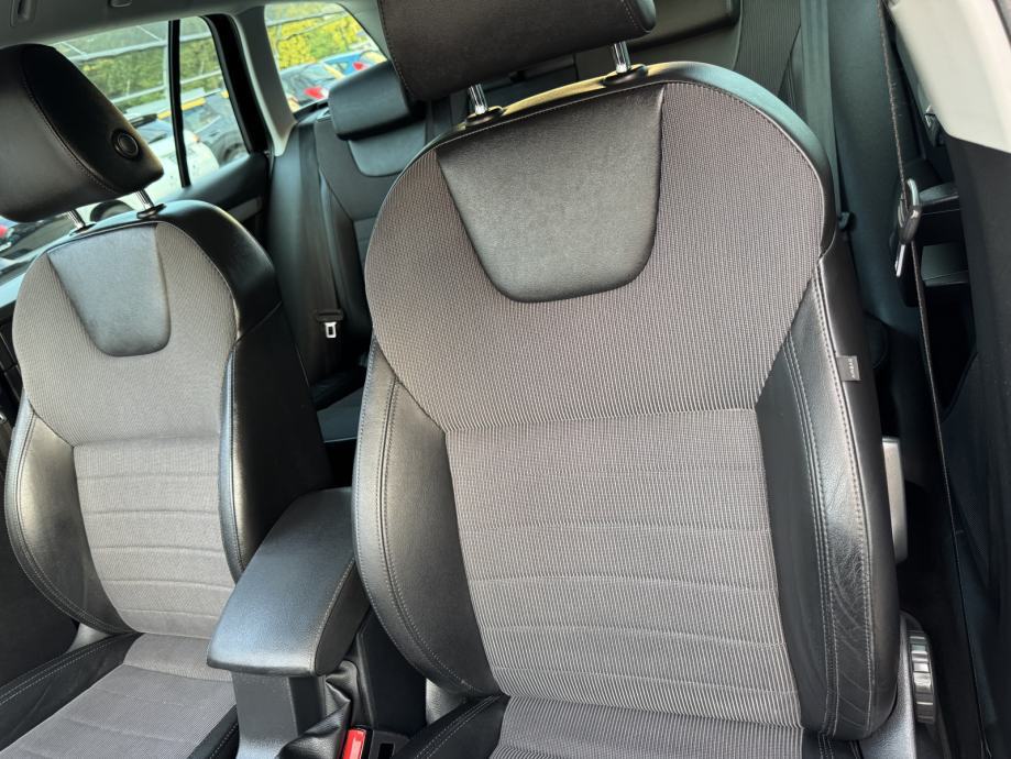 Škoda Octavia Combi 1,6 TDI ⭐ Navi, Tempomat, Grij. Sjed., Servis ⭐, fotografija 13