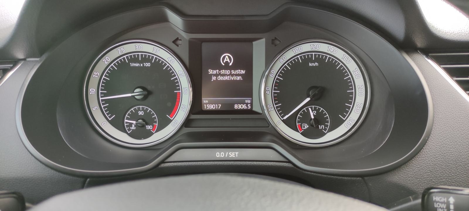 ŠKODA OCTAVIA COMBI ELEGANCE KOŽA BI XENON PDC, fotografija 10