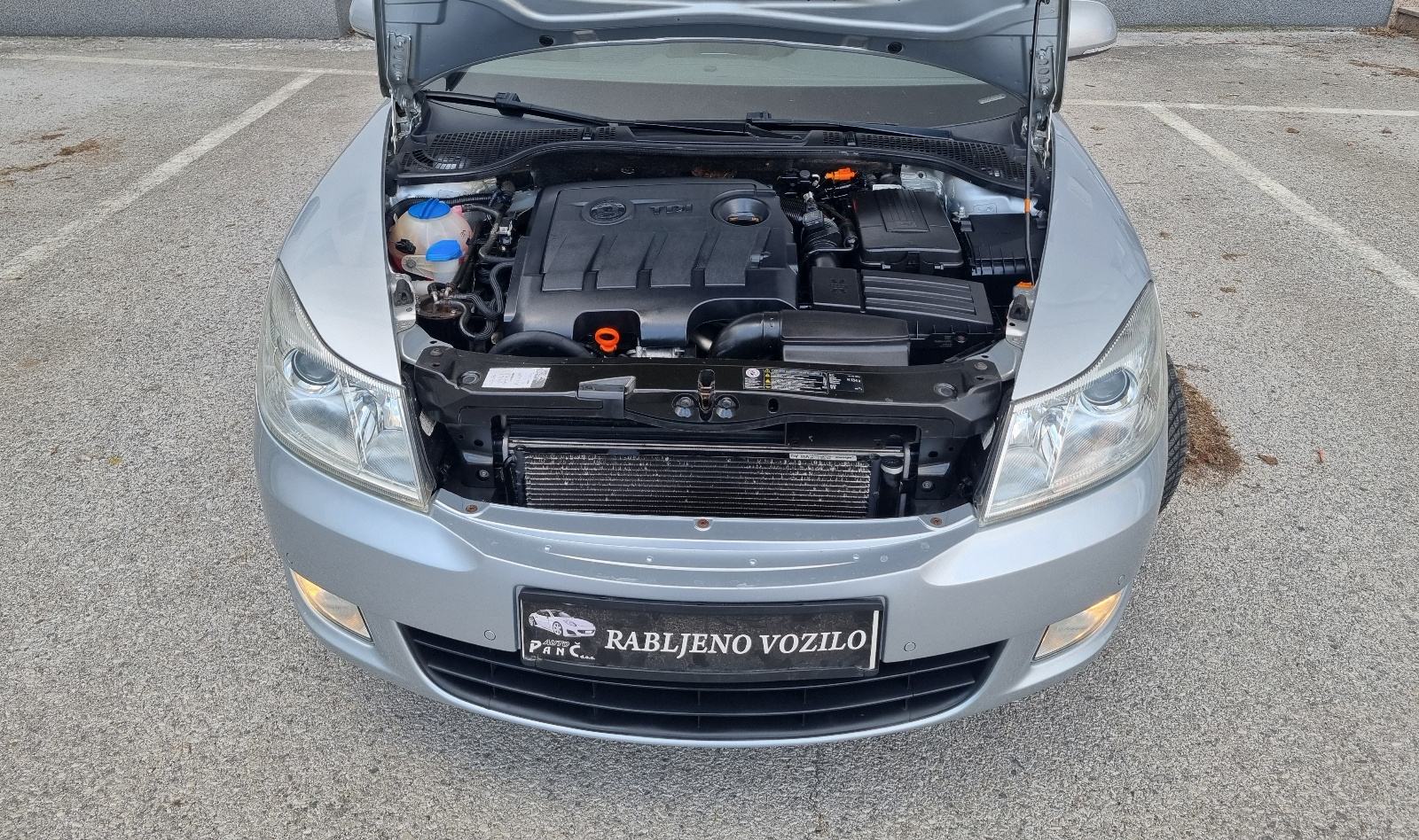 ŠKODA OCTAVIA 1,6 TDI-1 VL-105ks-NAVIGACIJA-2xPARK SENZORI-AUTOM KLIMA, fotografija 10
