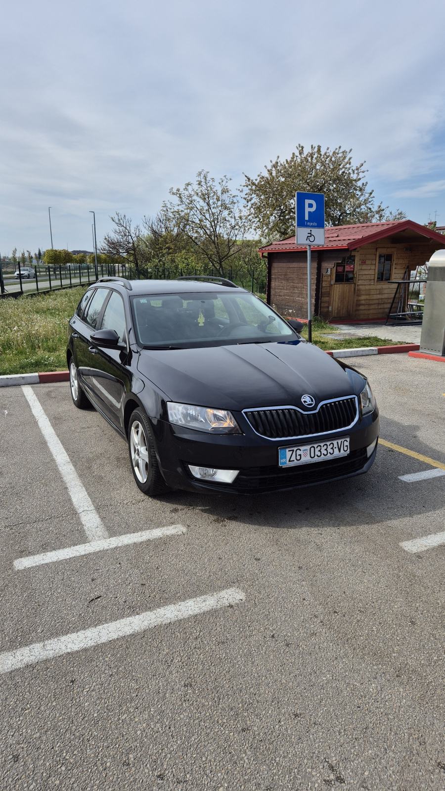Škoda Octavia Combi 1,6 TDI, fotografija 2