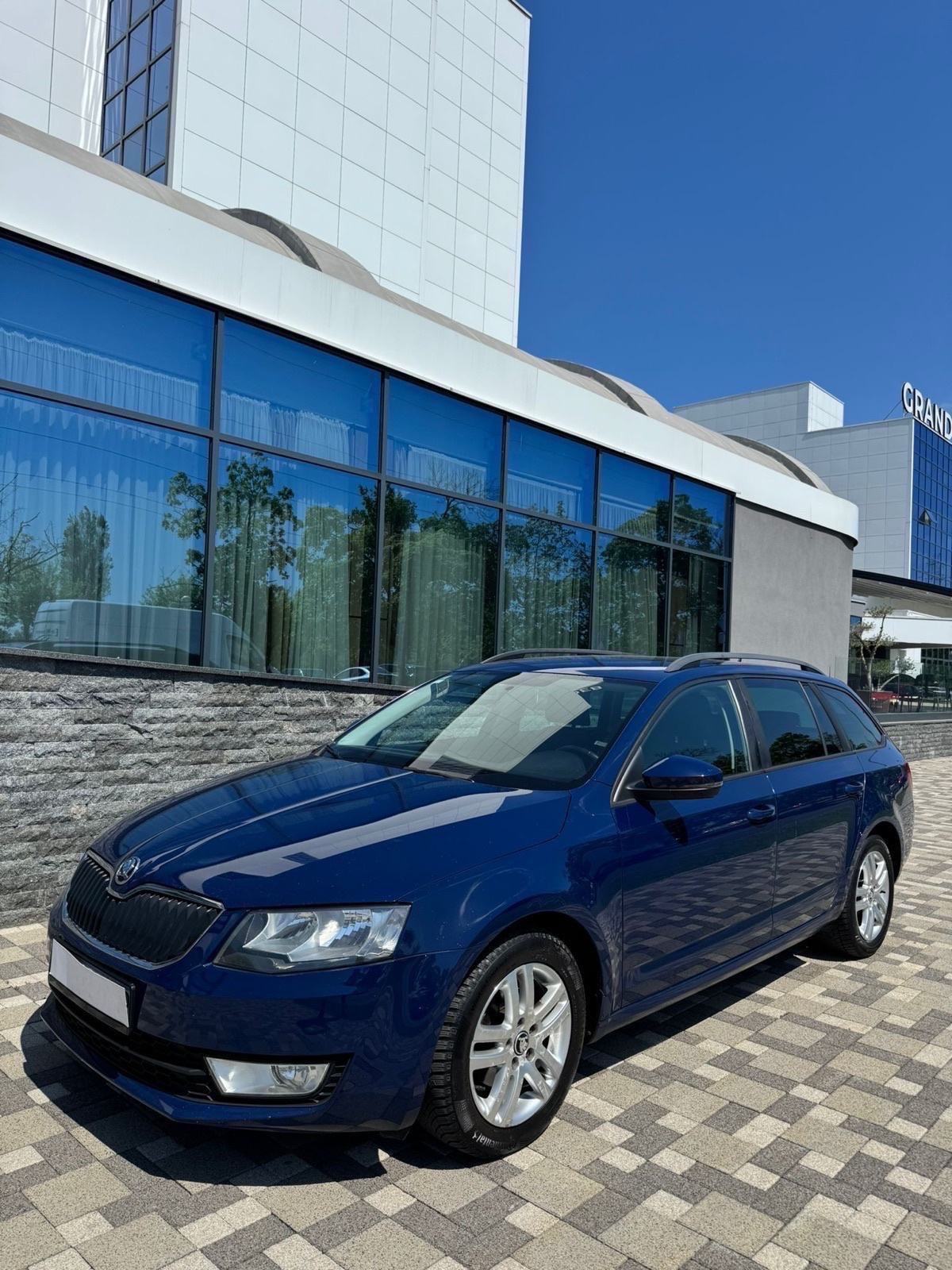 Škoda Octavia dostupno odmah 1,6 TDI JAMSTVO 1 g, fotografija 4