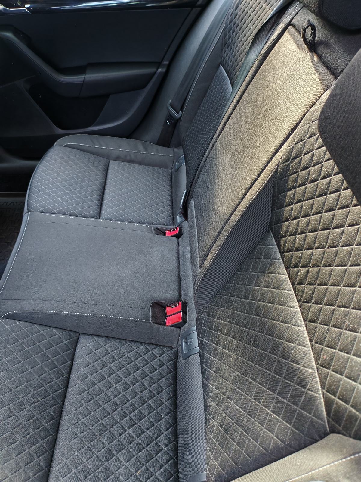 Škoda Octavia Combi 1,6 TDI, fotografija 10