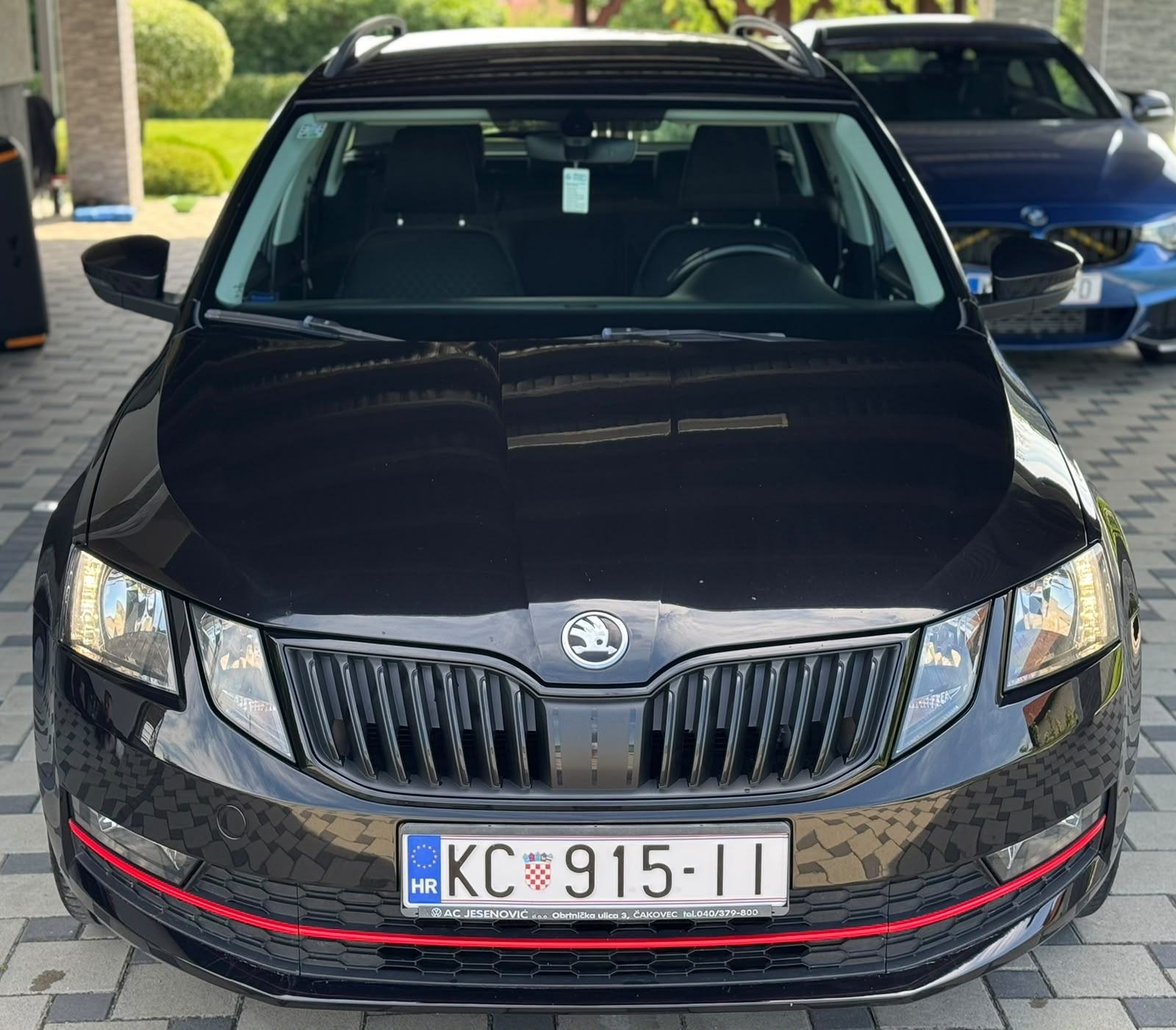 Škoda Octavia Combi 1,6 TDI, fotografija 2