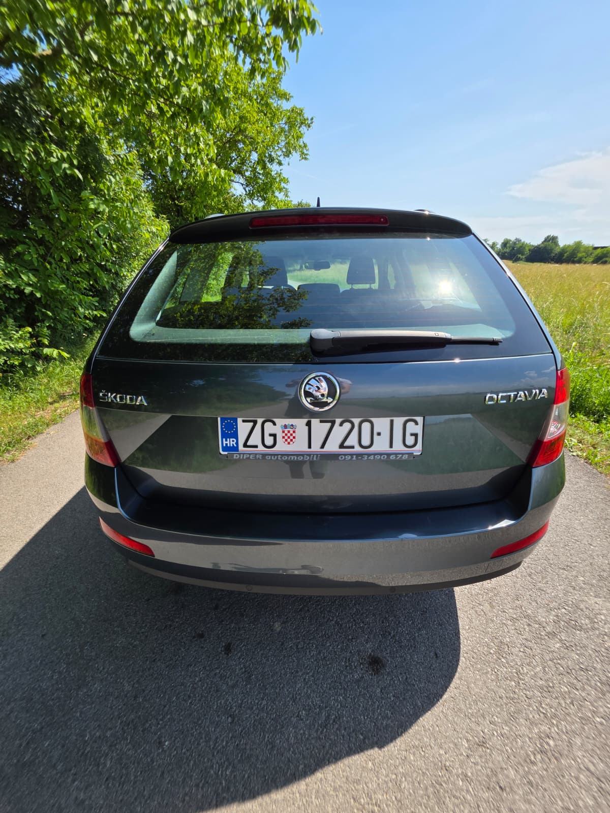 Škoda Octavia Combi 1,6 TDI, fotografija 6