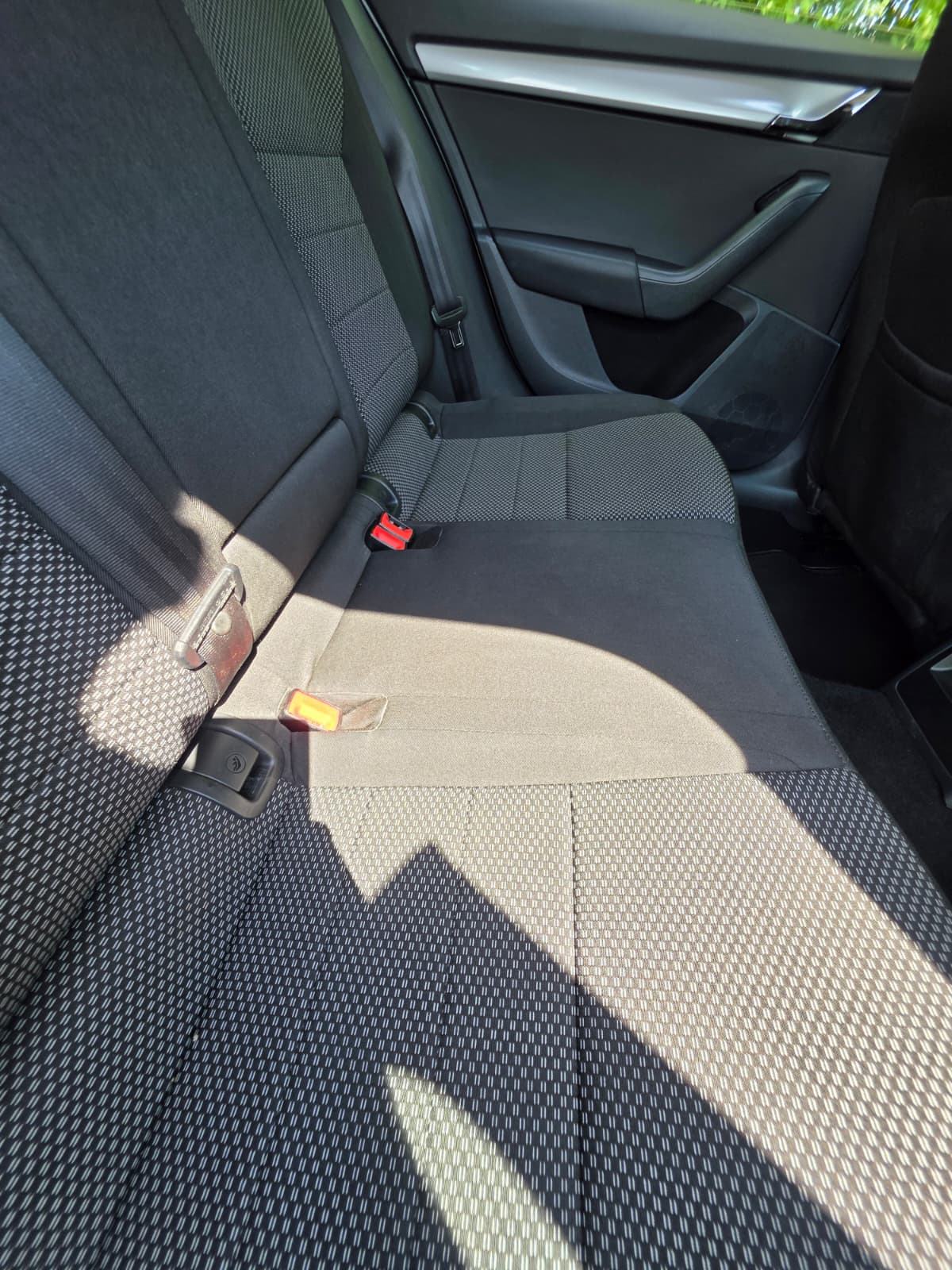 Škoda Octavia Combi 1,6 TDI, fotografija 10