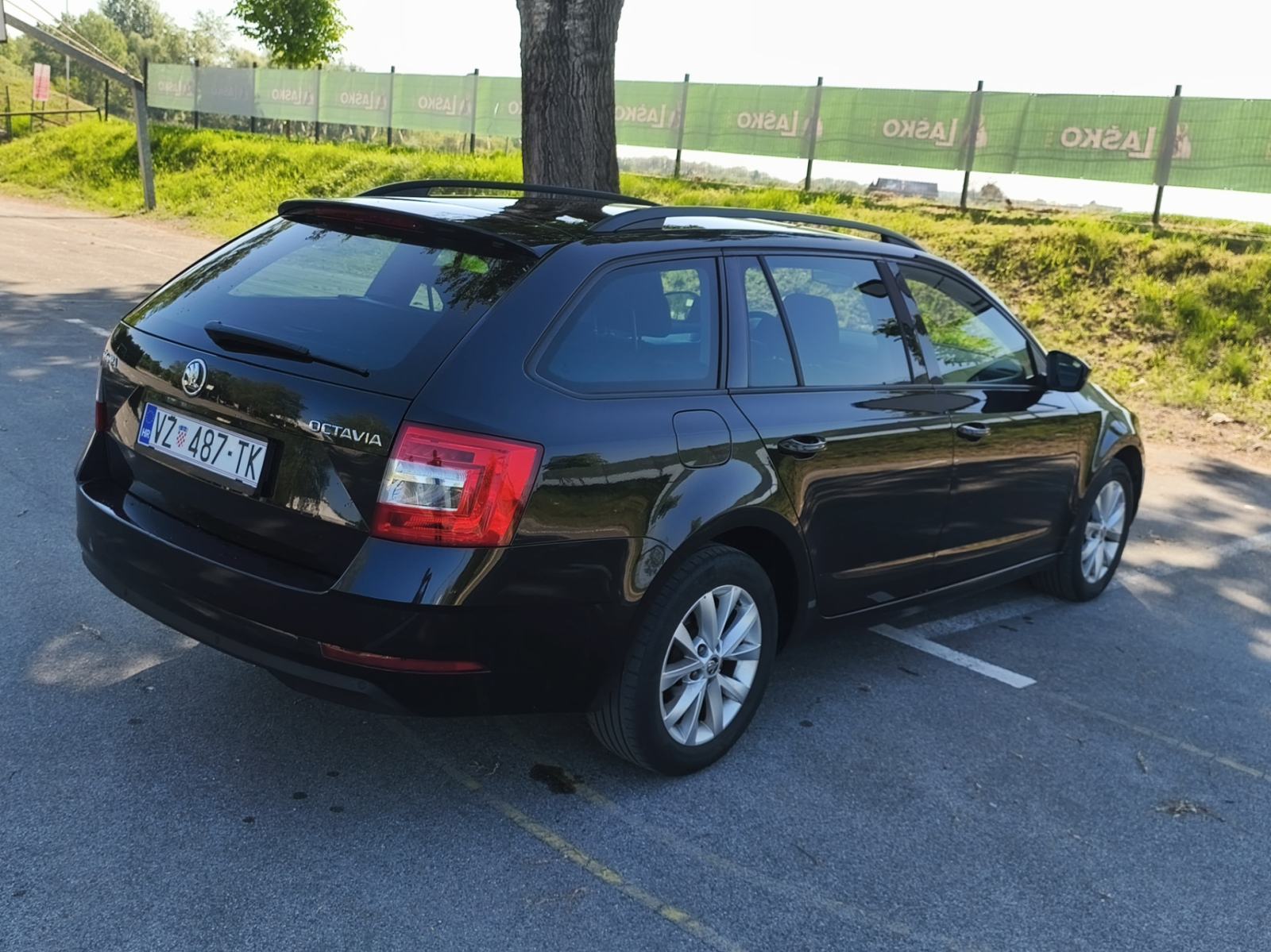 Škoda Octavia Combi 1,6 TDI, fotografija 5