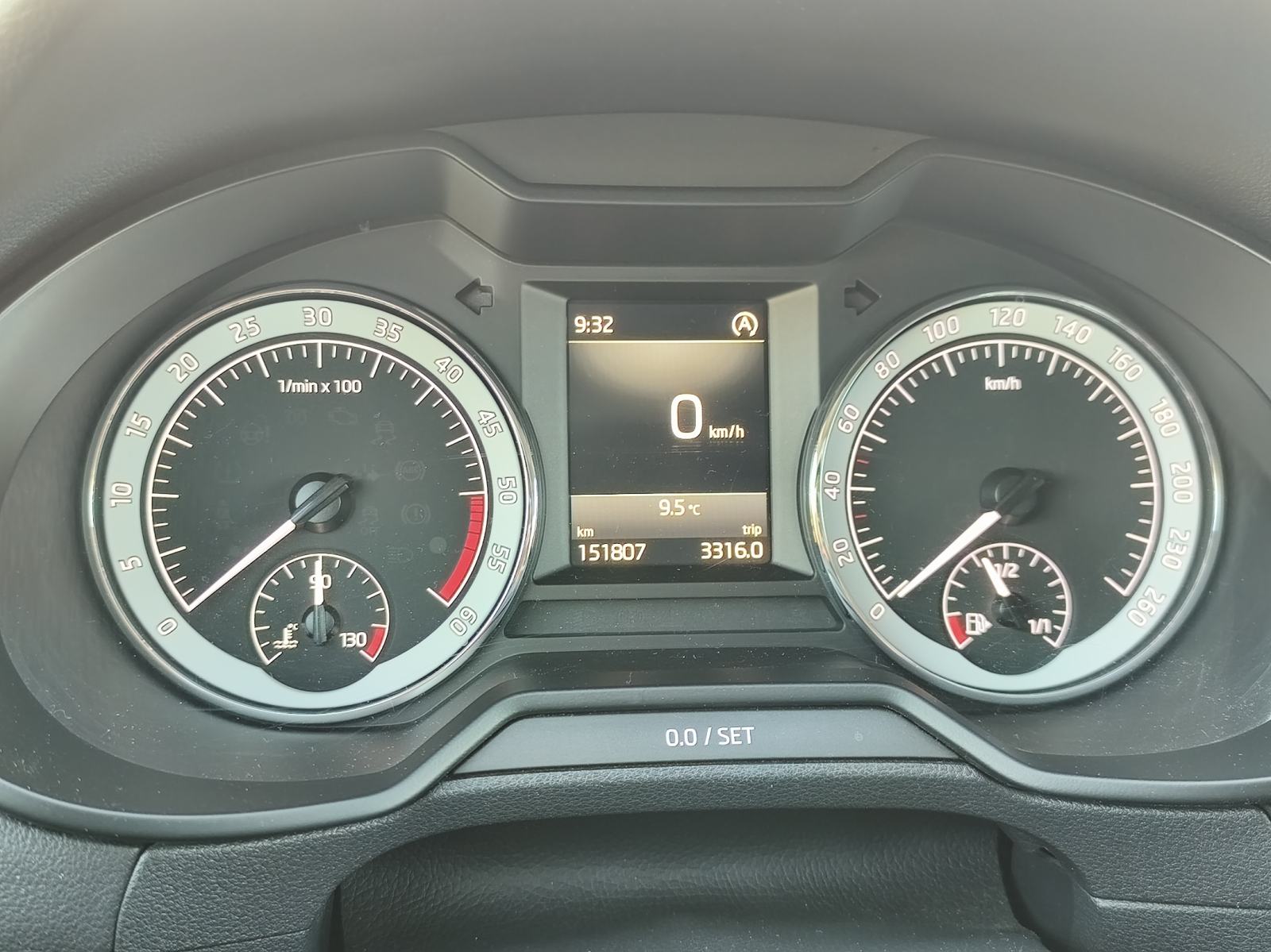 Škoda Octavia Combi 1,6 TDI, fotografija 12