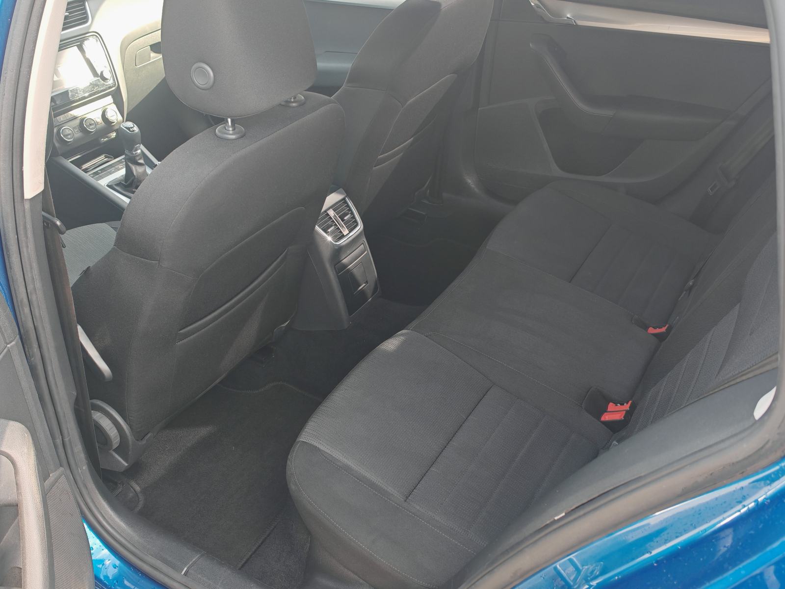 Škoda Octavia Combi 1,6 TDI, fotografija 5