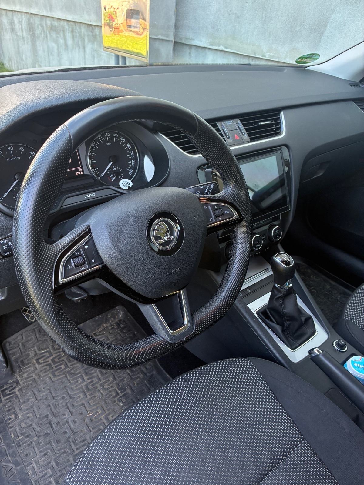 Škoda Octavia Combi 1,6 TDI, AMB, fotografija 6