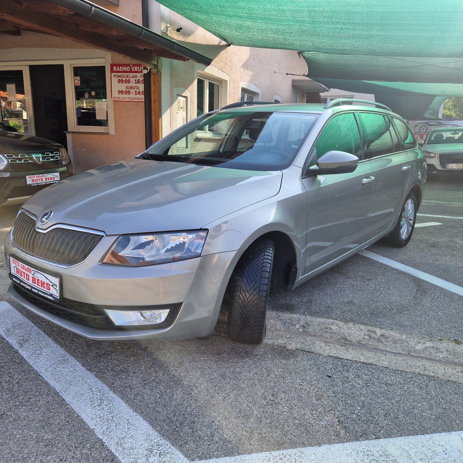 Škoda 4x4 Octavia Combi 1,6 TDI.Navi. Do registracije sve placeno., fotografija 4