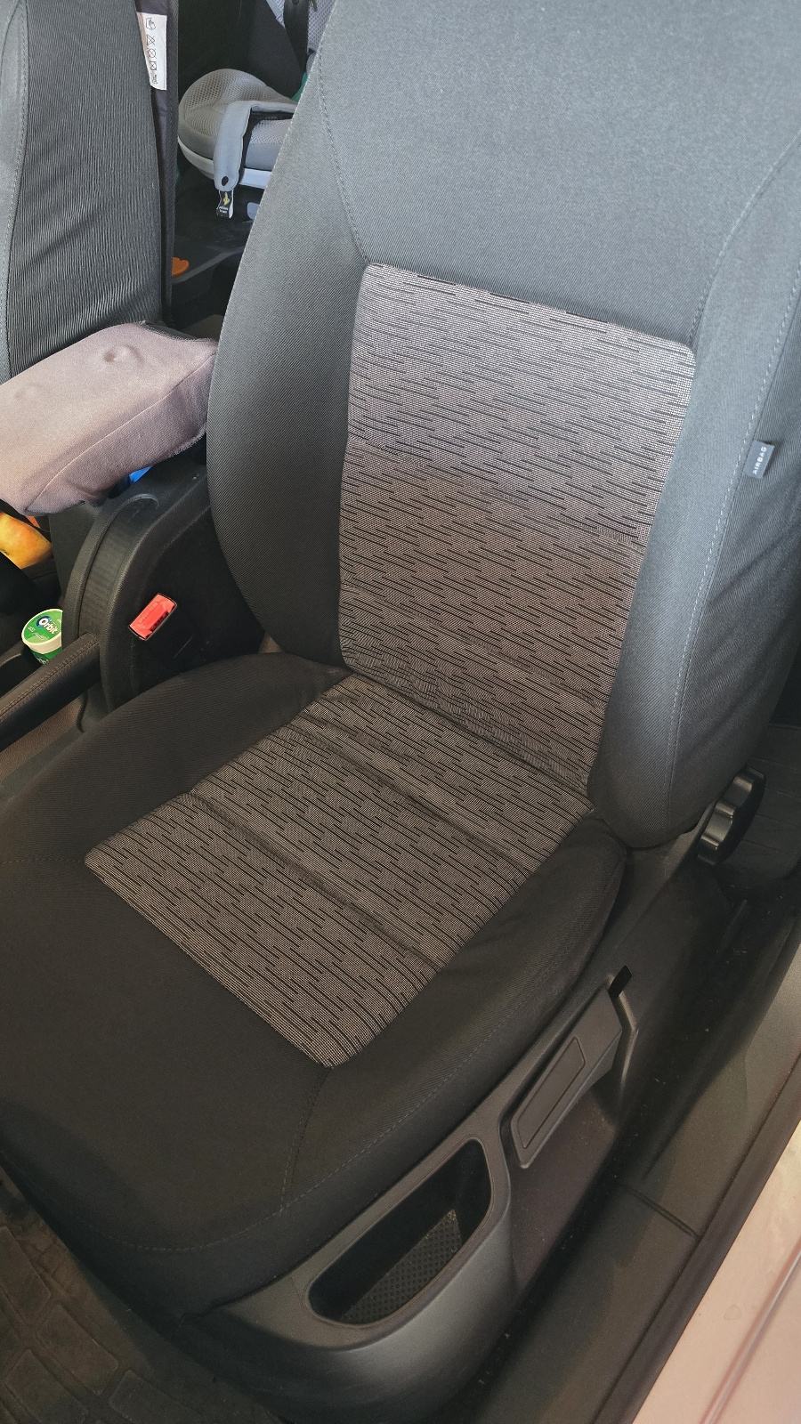 Škoda Octavia Combi 1,6 TDI, fotografija 9