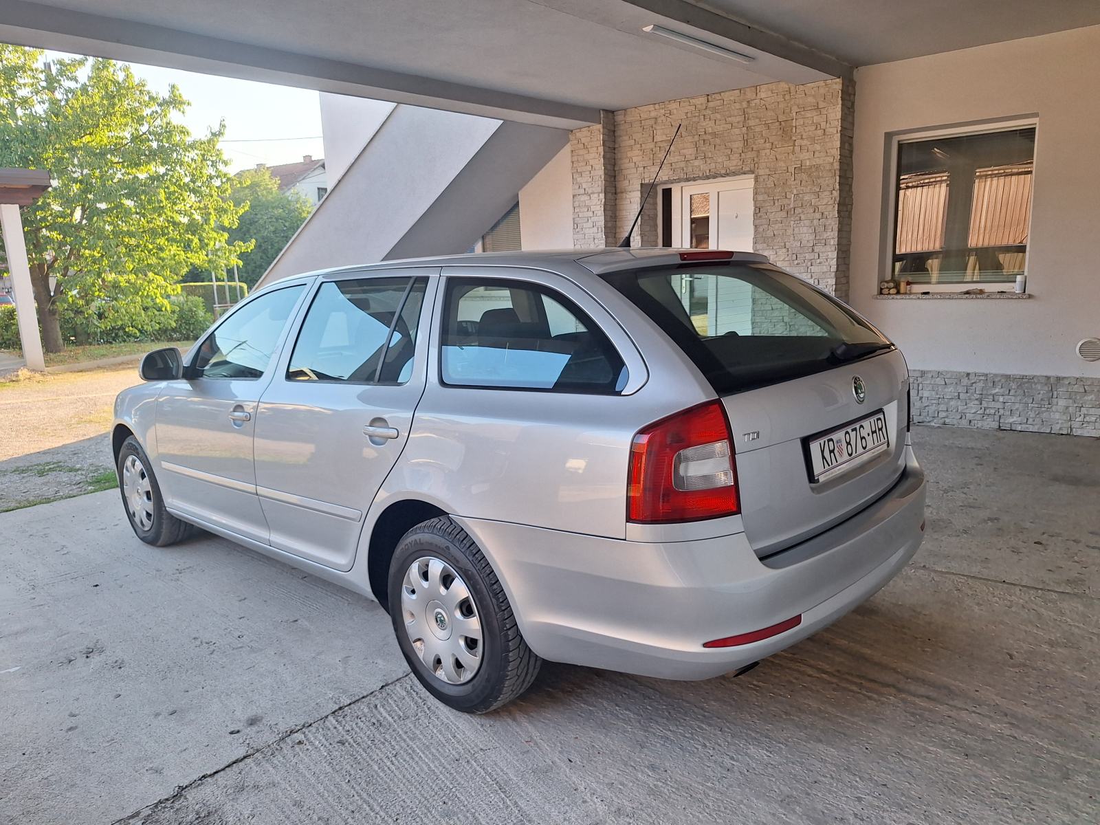 Škoda Octavia Combi 1,6 TDI,, 2013 god, fotografija 5