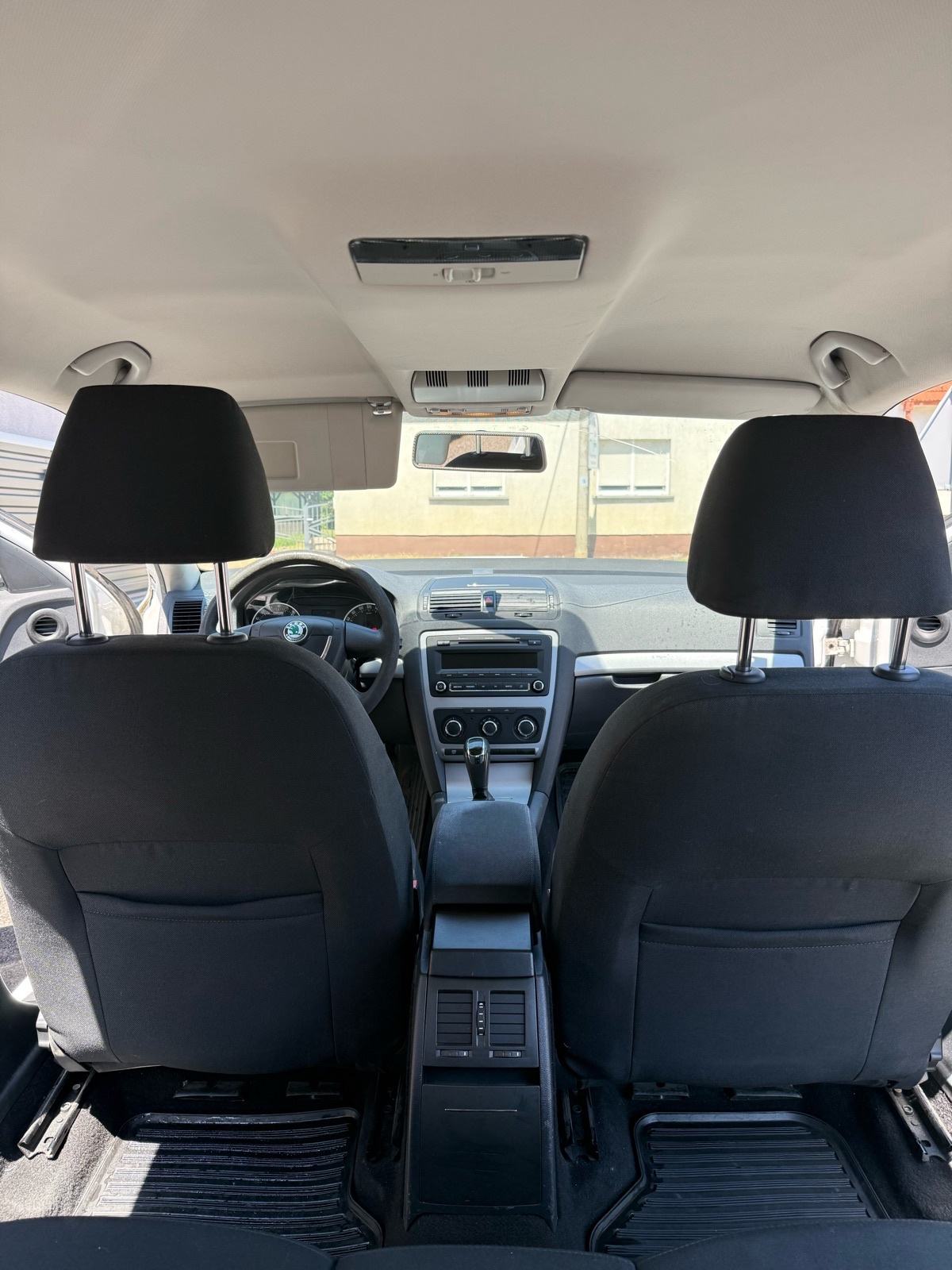 Škoda Octavia Combi 1,6 TDI, fotografija 8