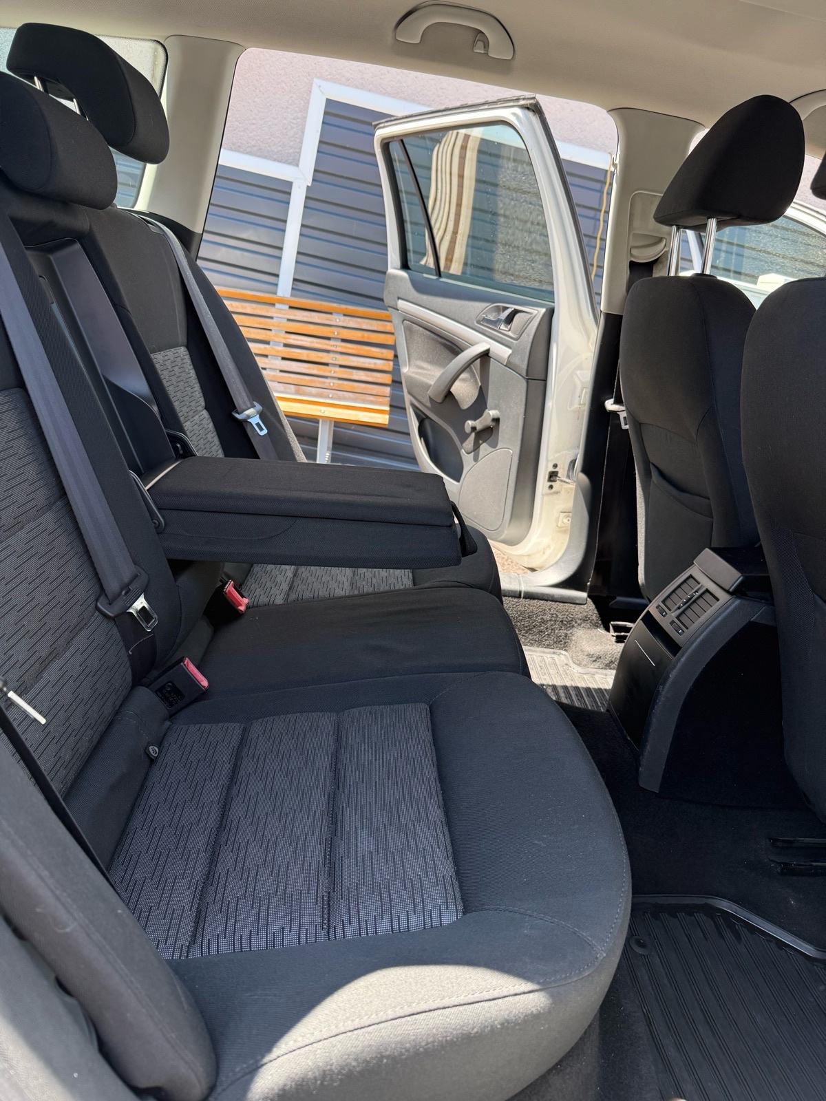 Škoda Octavia Combi 1,6 TDI, fotografija 9