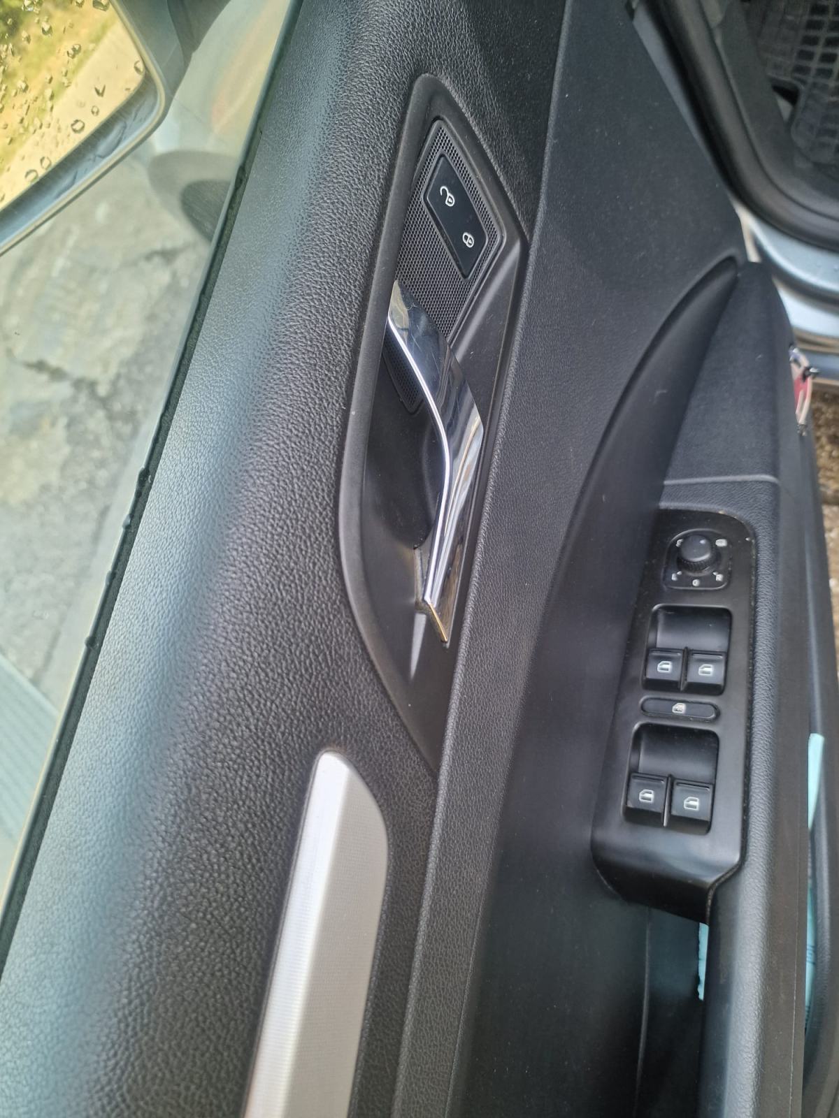 Škoda Superb 1,6 TDI. HR auto, fotografija 10