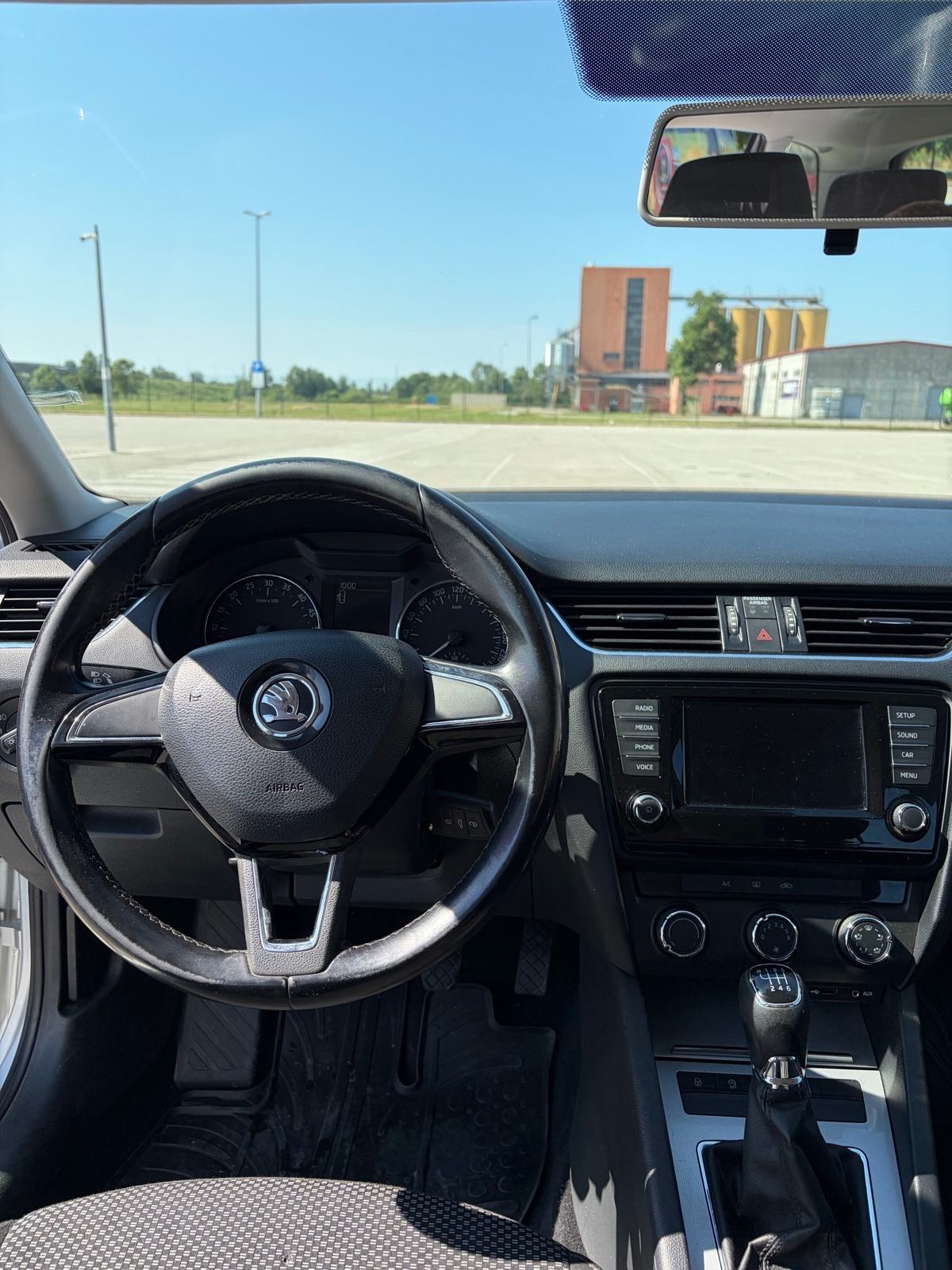 Škoda Octavia Combi 1,6 TDI, fotografija 7