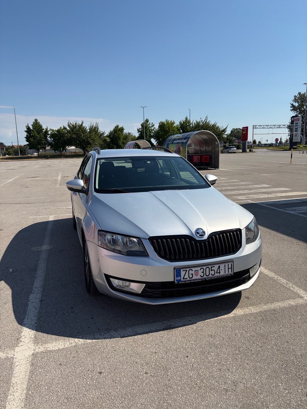 Škoda Octavia Combi 1,6 TDI, fotografija 9
