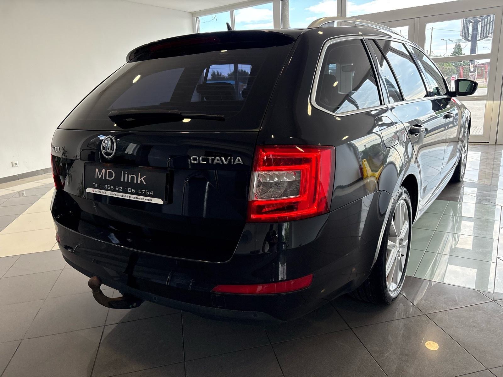 Škoda Octavia Combi 1,6 TDI Style, fotografija 18