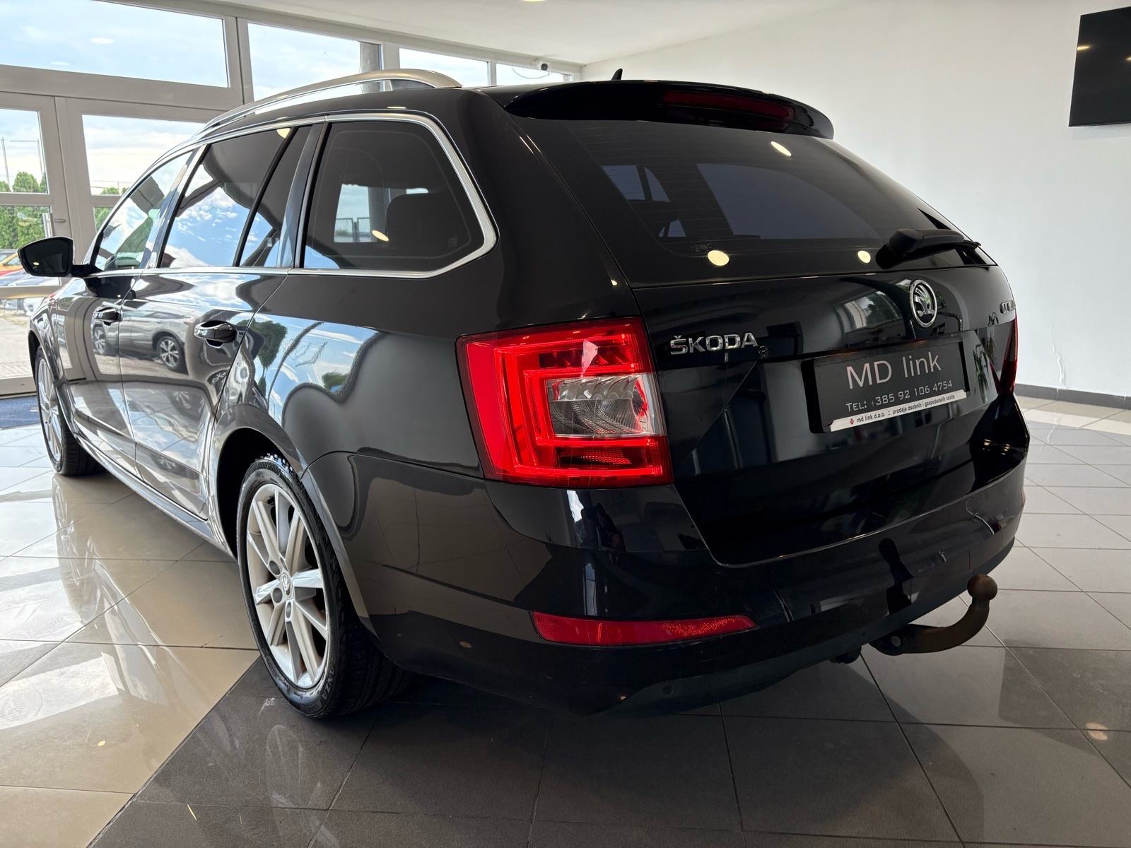 Škoda Octavia Combi 1,6 TDI Style, fotografija 16