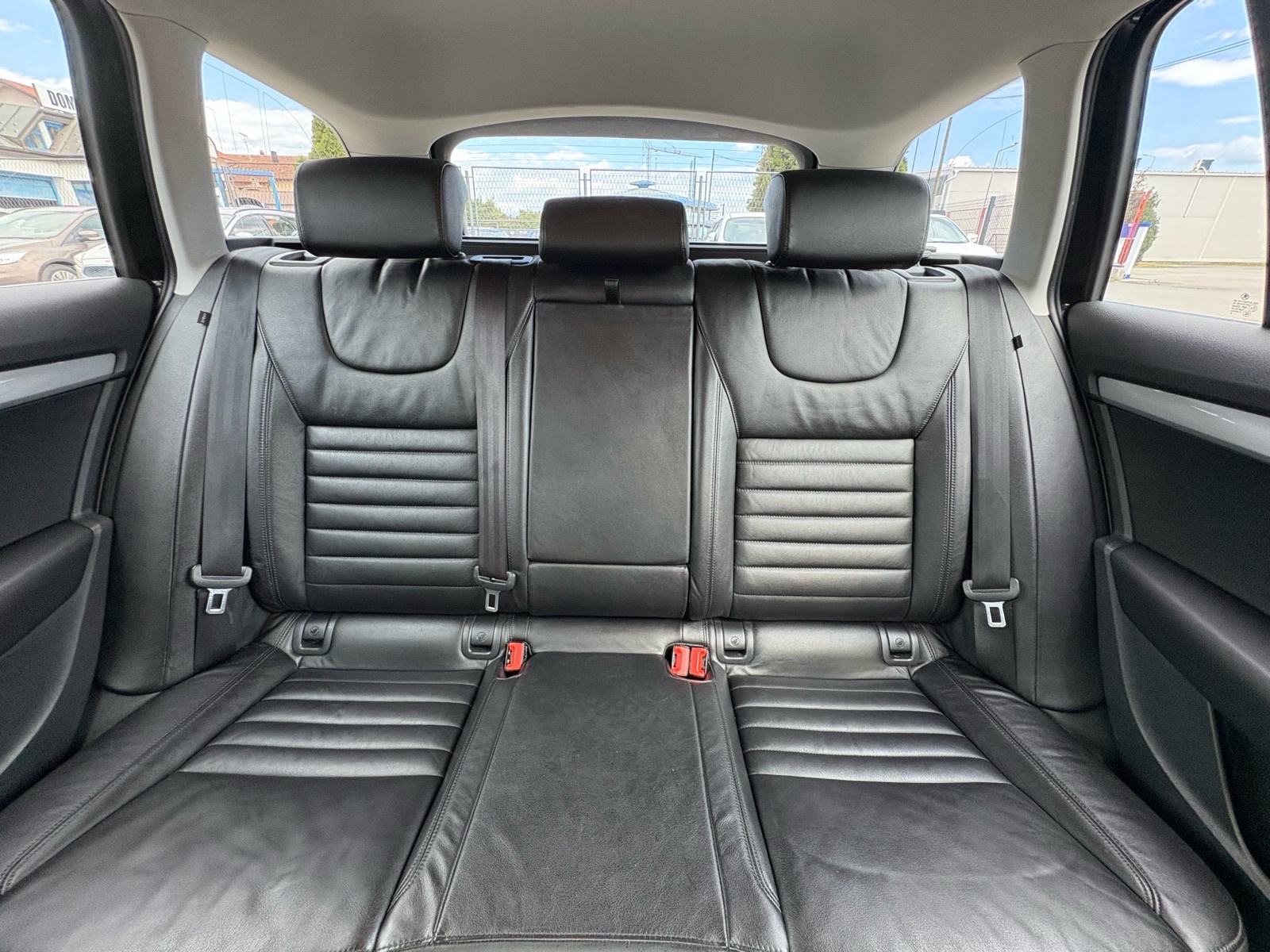 Škoda Octavia Combi 1,6 TDI Style, fotografija 12