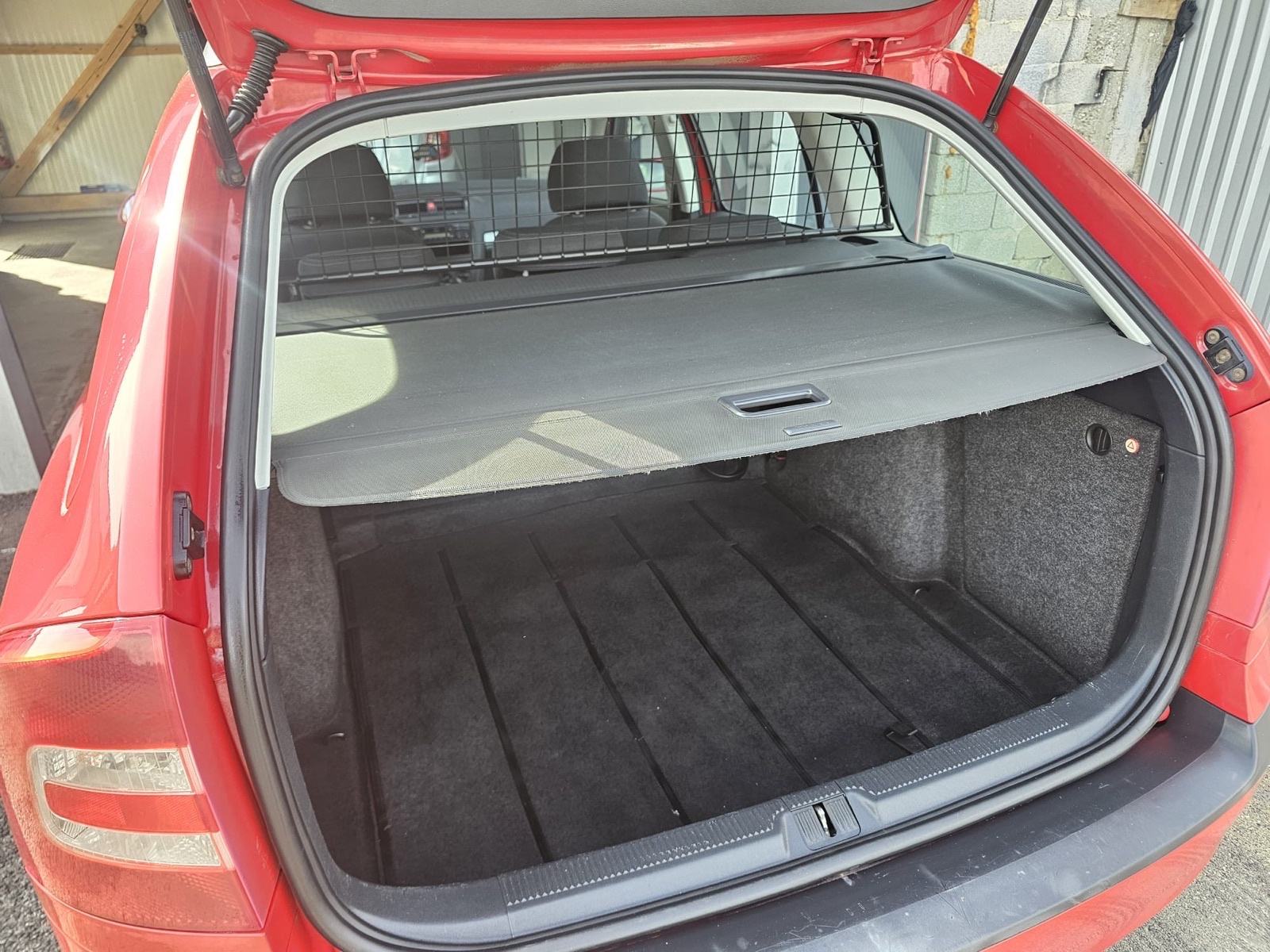 Škoda Octavia Combi 1,9 TDI #4×4# HR AUTO# REG-1 GOD# KARTICE-36, fotografija 2