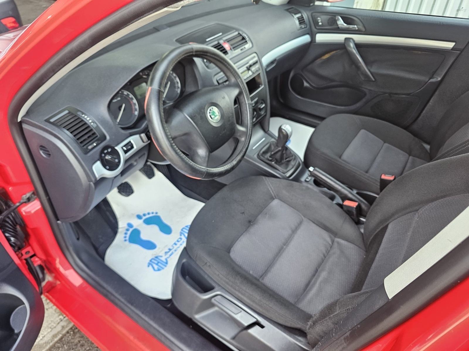 Škoda Octavia Combi 1,9 TDI #4×4# HR AUTO# REG-1 GOD# KARTICE-36, fotografija 4