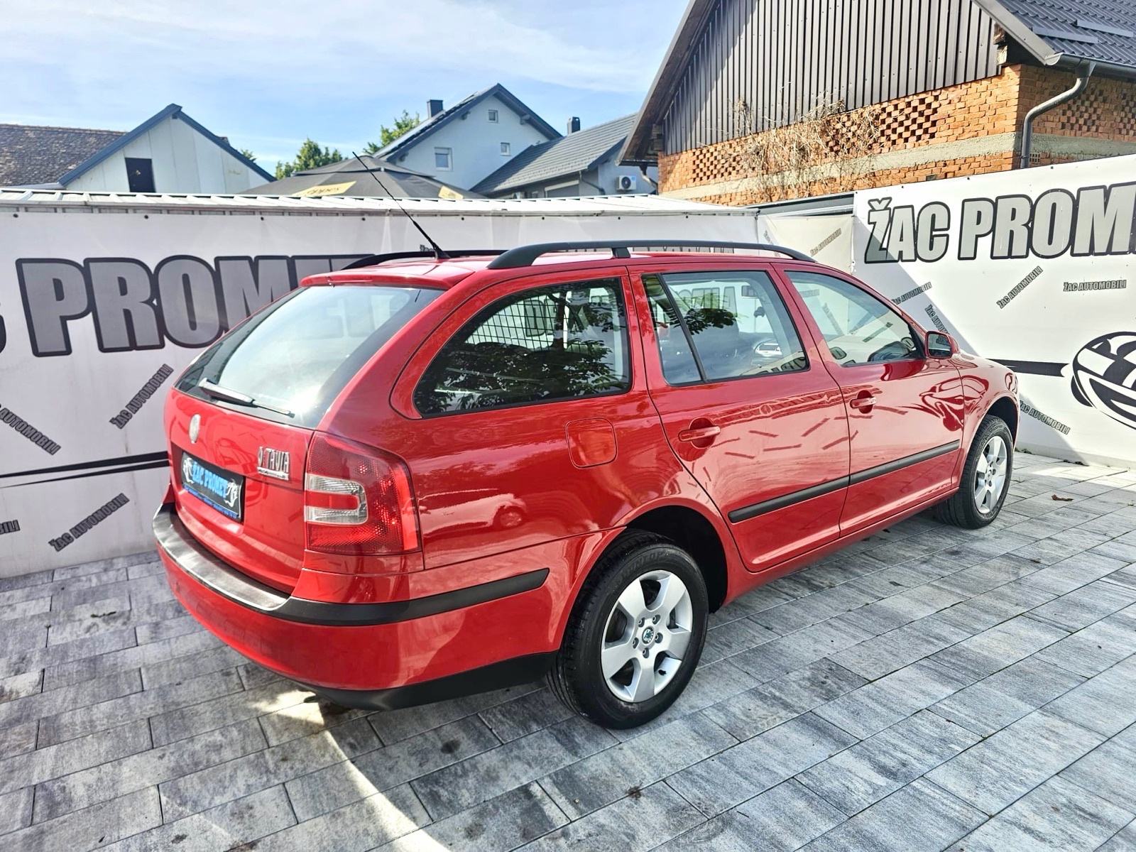 Škoda Octavia Combi 1,9 TDI #4×4# HR AUTO# REG-1 GOD# KARTICE-36, fotografija 19