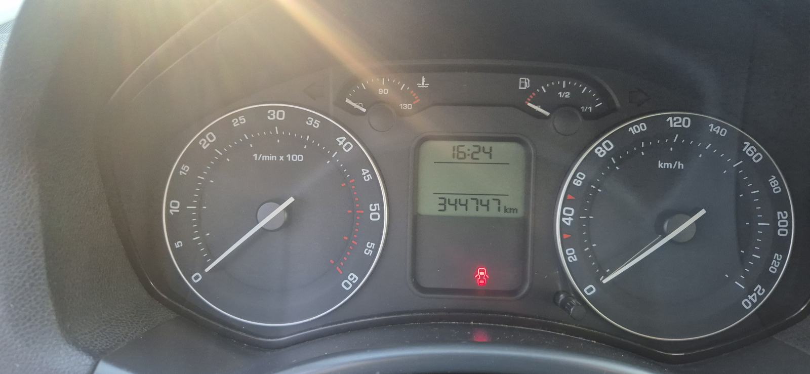 Škoda Octavia Combi 1,9 TDI/odlično stanje/reg do 01/27, fotografija 12