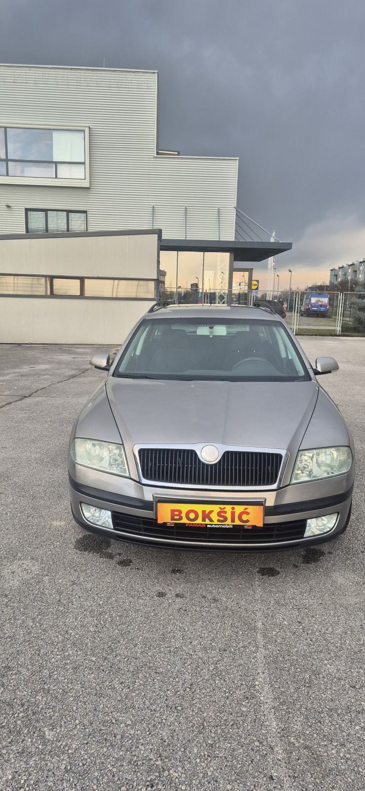 Škoda Octavia Combi 1,9 TDI/odlično stanje/reg do 01/27, fotografija 2