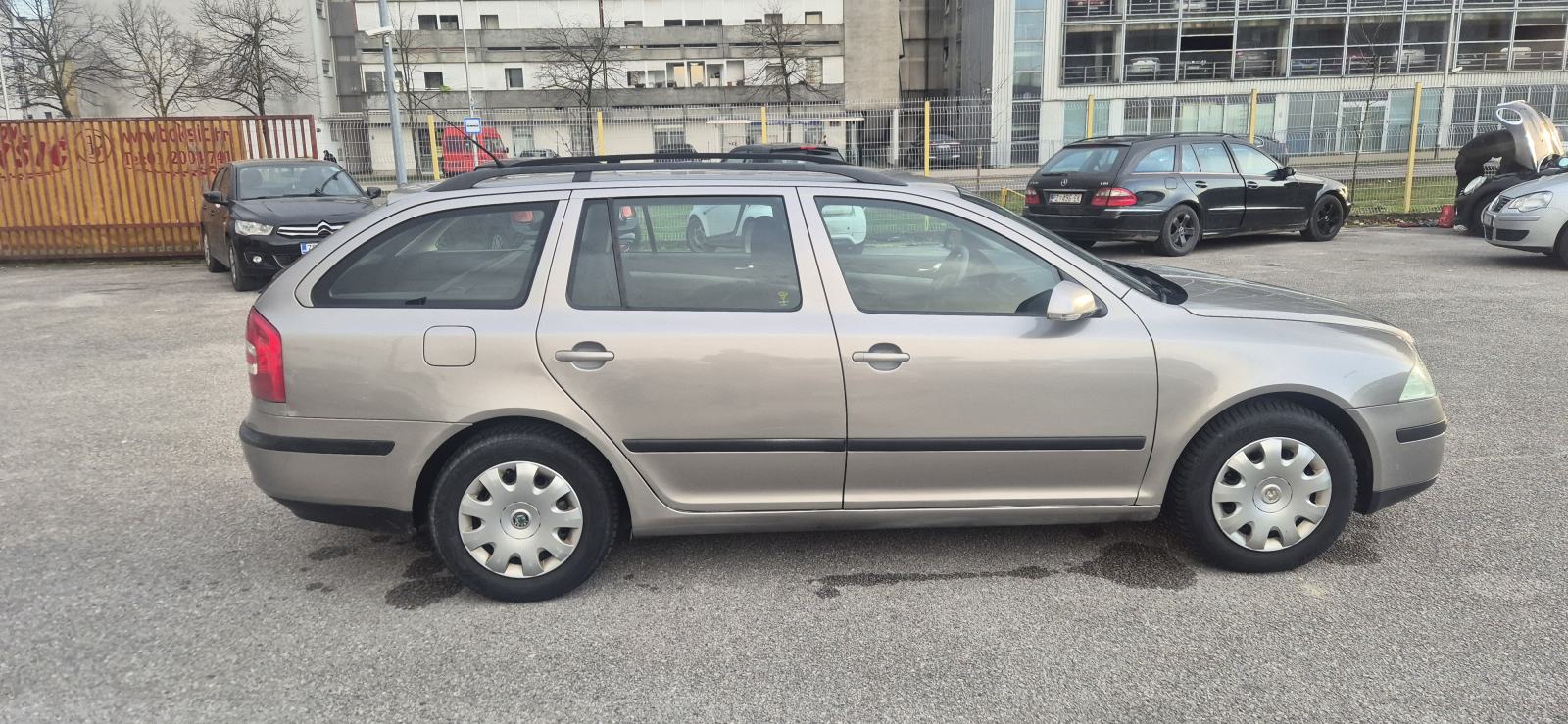 Škoda Octavia Combi 1,9 TDI/odlično stanje/reg do 01/27, fotografija 8