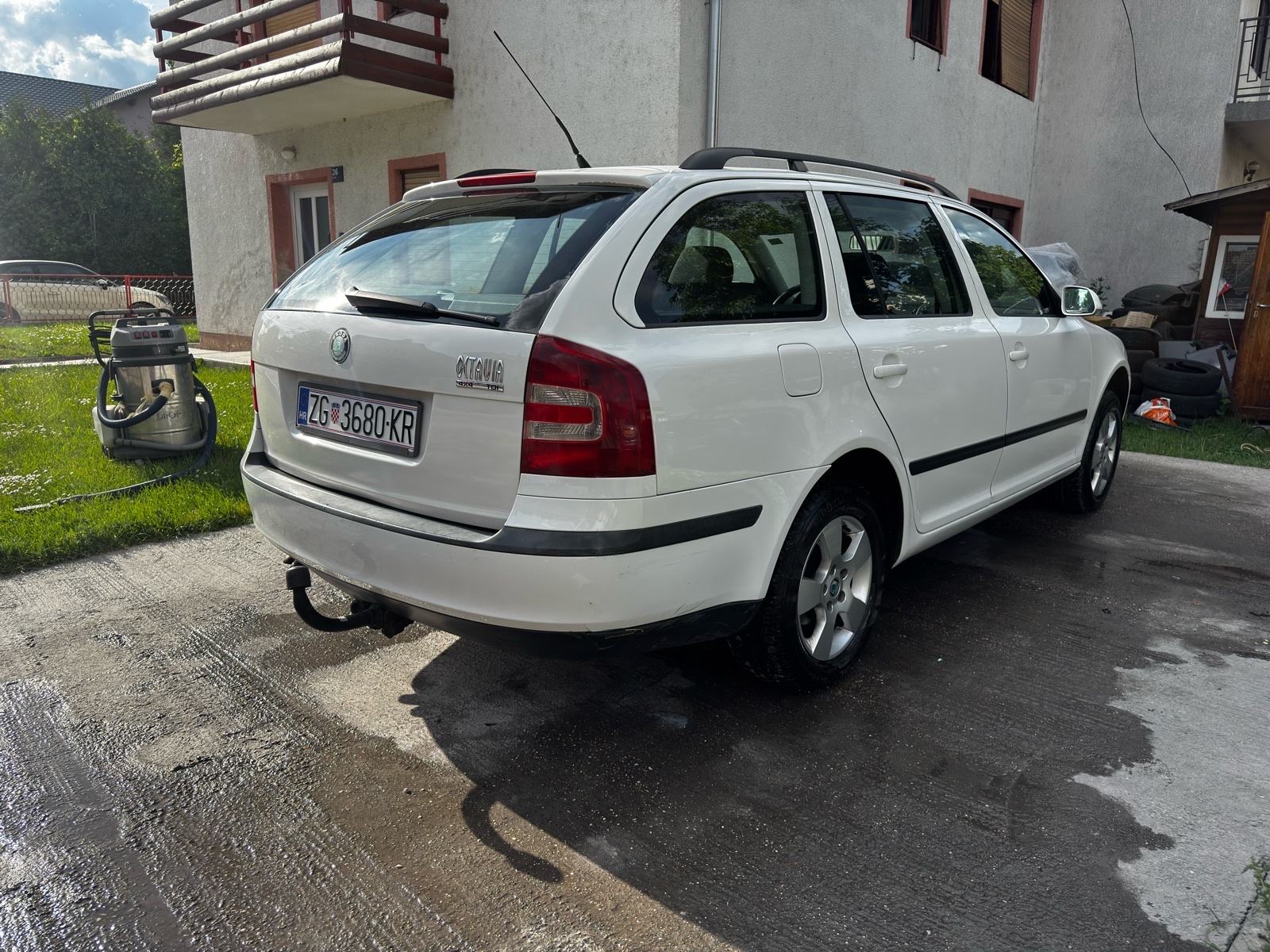 Škoda Octavia Combi 1,9 TDI 4x4, fotografija 6