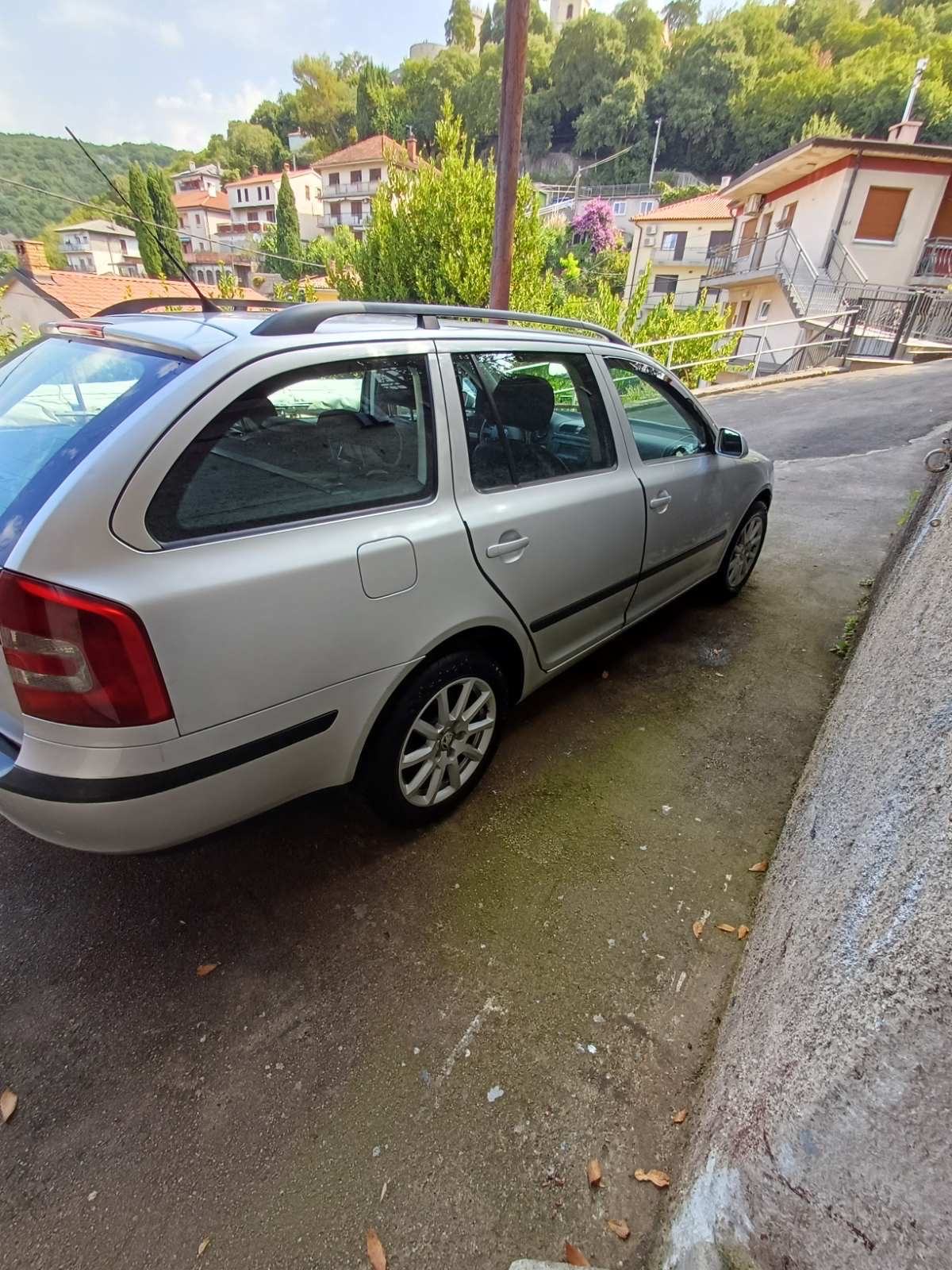 Škoda Octavia Combi 1,9 TDI- stanja koje treba vidjeti uzivo, fotografija 9