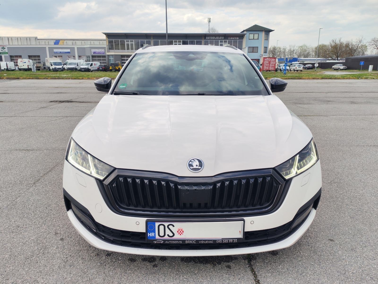 Škoda Octavia Combi 2,0 110kW DSG,Sport,Webasto, fotografija 2