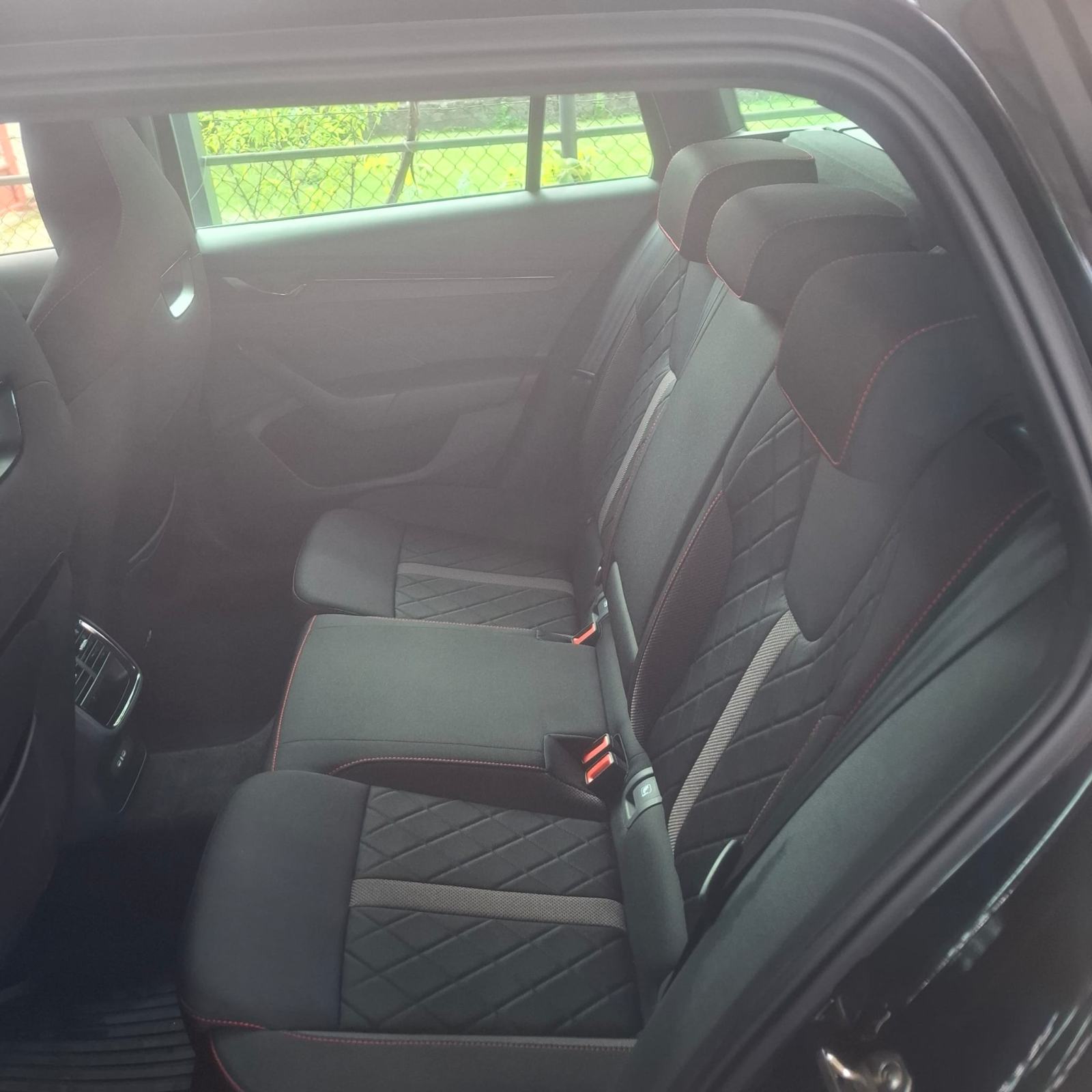 Škoda Octavia Combi 2,0 TDI 147kw 4x4 RS 200KS, fotografija 17