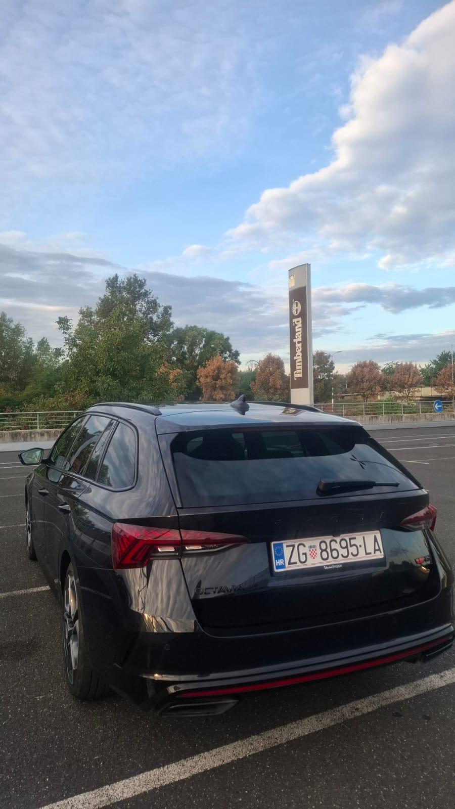 Škoda Octavia Combi 2,0 TDI 147kw 4x4 RS 200KS, fotografija 13