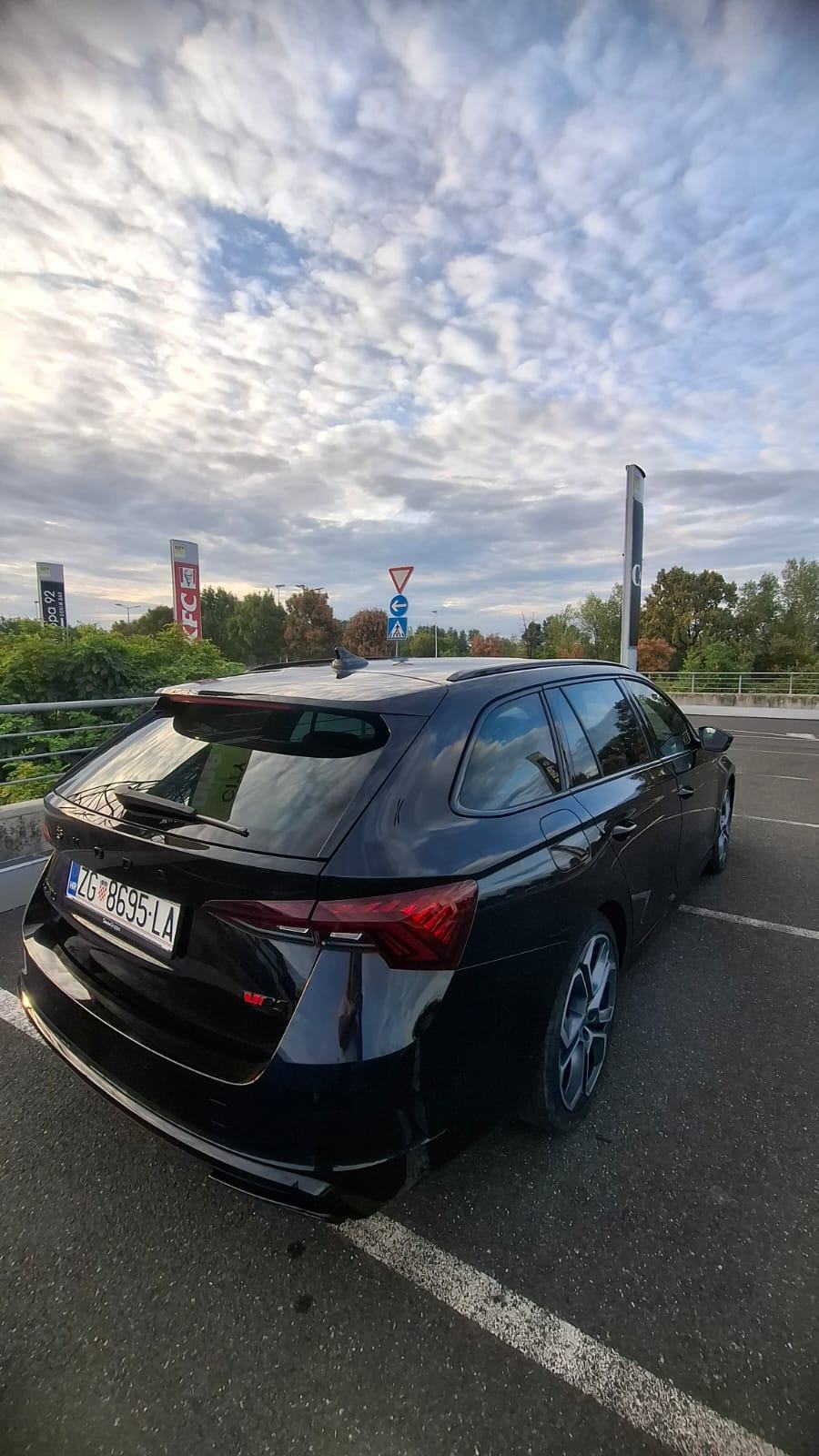 Škoda Octavia Combi 2,0 TDI 147kw 4x4 RS 200KS, fotografija 6