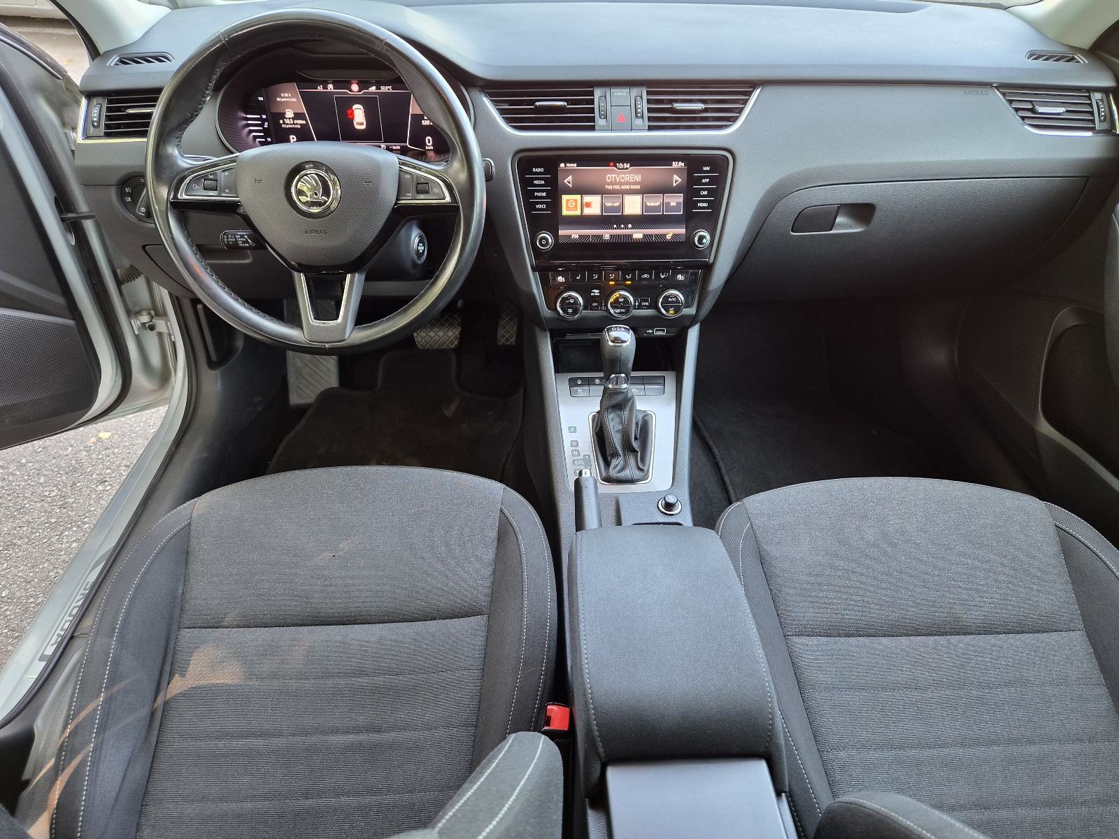 Škoda Octavia Combi 2,0 TDI 150 ks*Soleil*Automatik(u sustavu pdv-a), fotografija 6