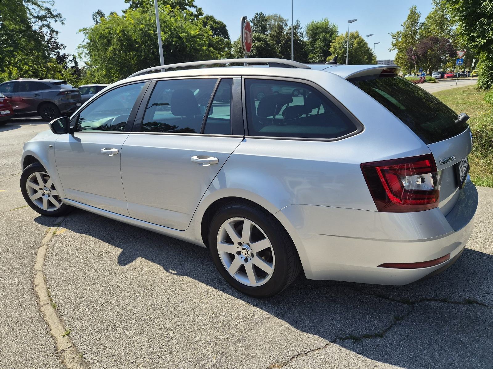 Škoda Octavia Combi 2,0 TDI 150 ks*Soleil*Automatik(u sustavu pdv-a), fotografija 2