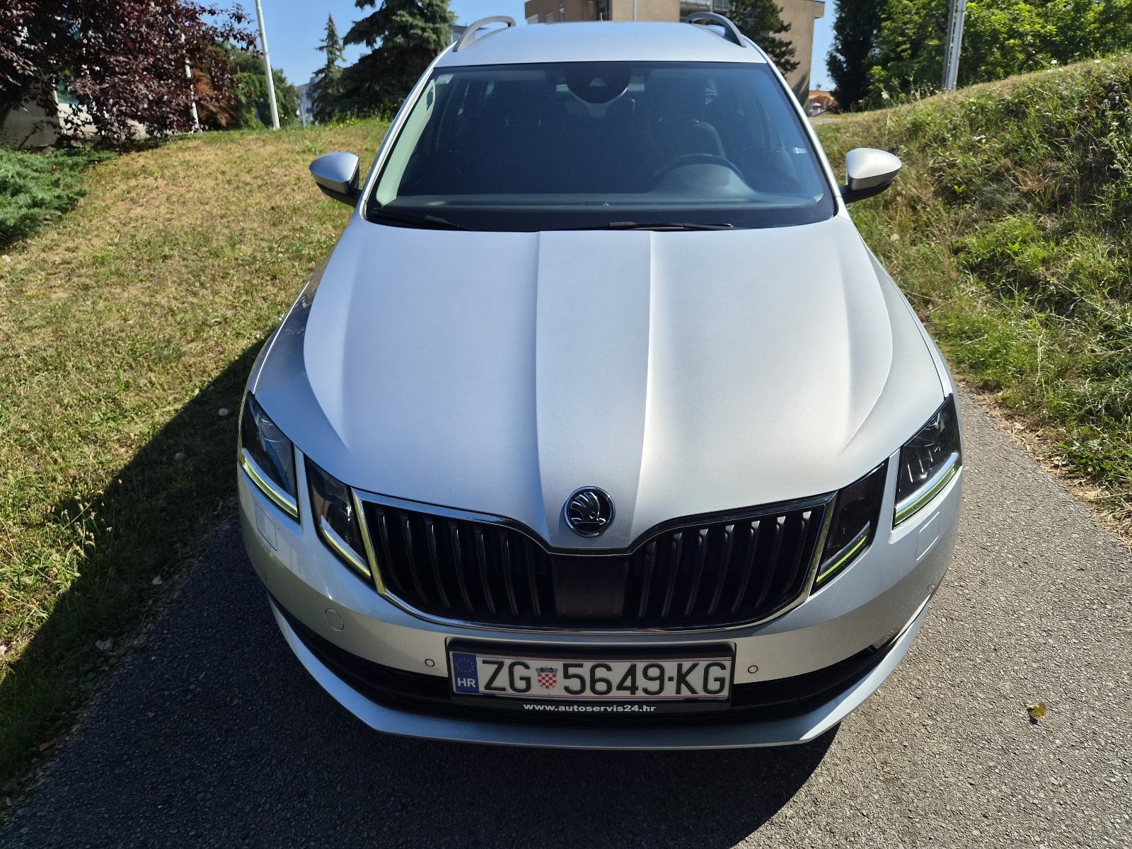 Škoda Octavia Combi 2,0 TDI 150 ks*Soleil*Automatik(u sustavu pdv-a), fotografija 10