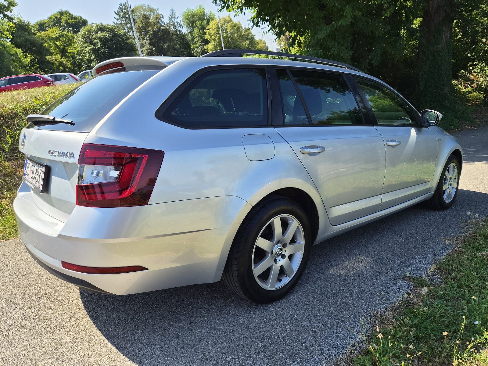 Škoda Octavia Combi 2,0 TDI 150 ks*Soleil*Automatik(u sustavu pdv-a), fotografija 14