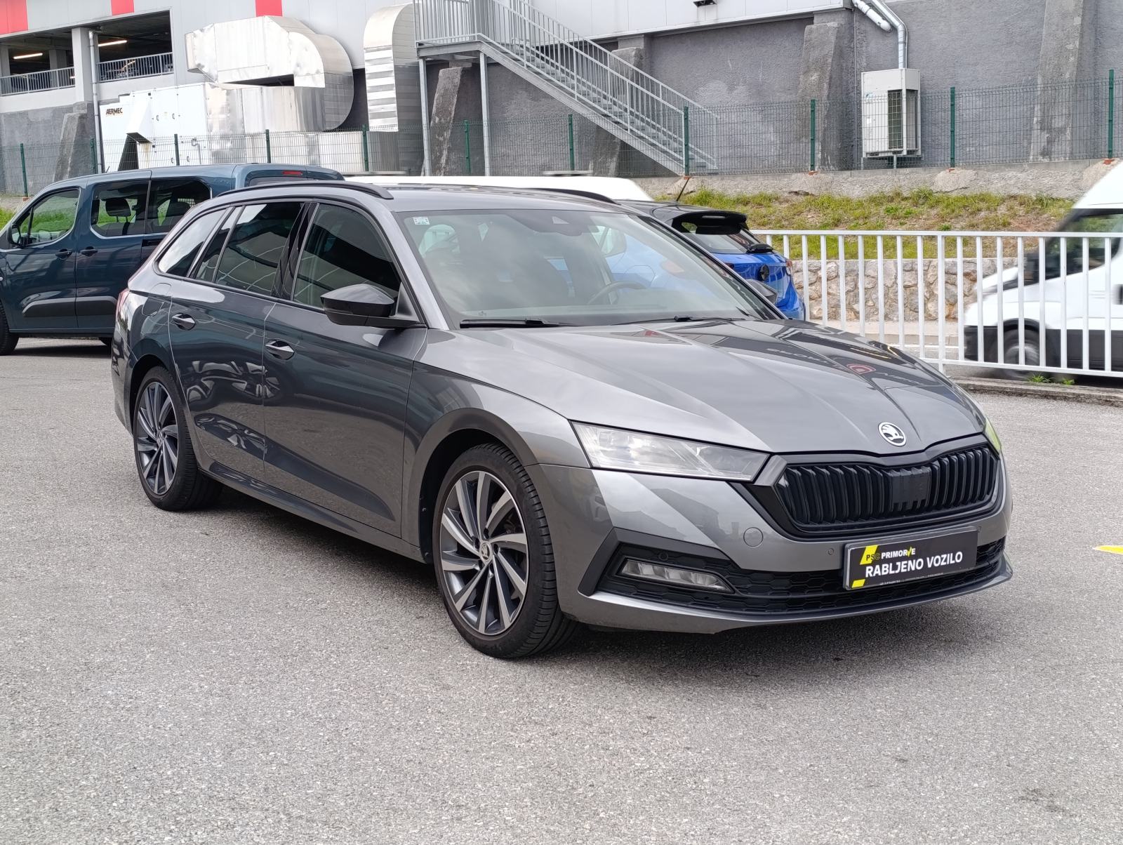 Škoda Octavia Combi 2.0 TDI 4X4 DSG, LED svjetla, jamstvo 4.g., fotografija 3
