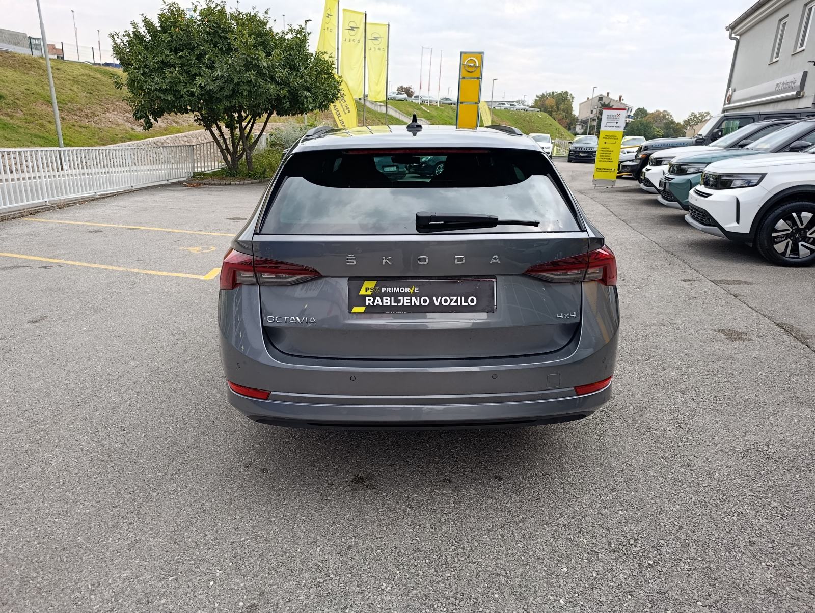 Škoda Octavia Combi 2.0 TDI 4X4 DSG, LED svjetla, jamstvo 4.g., fotografija 6