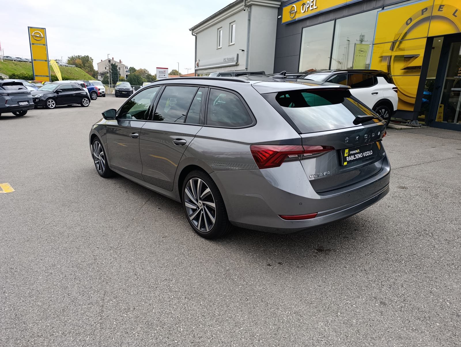 Škoda Octavia Combi 2.0 TDI 4X4 DSG, LED svjetla, jamstvo 4.g., fotografija 7
