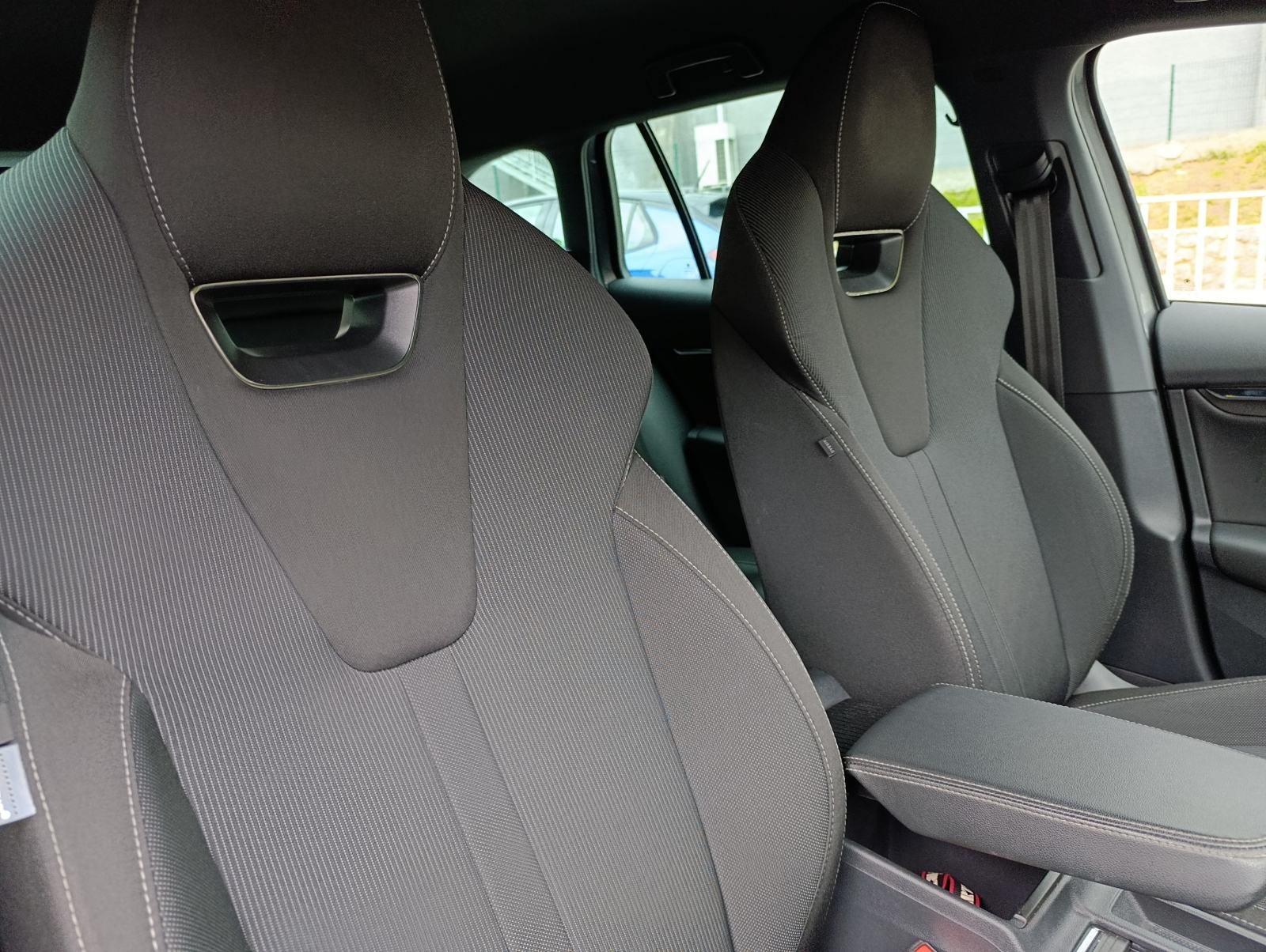 Škoda Octavia Combi 2.0 TDI 4X4 DSG, LED svjetla, jamstvo 4.g., fotografija 10