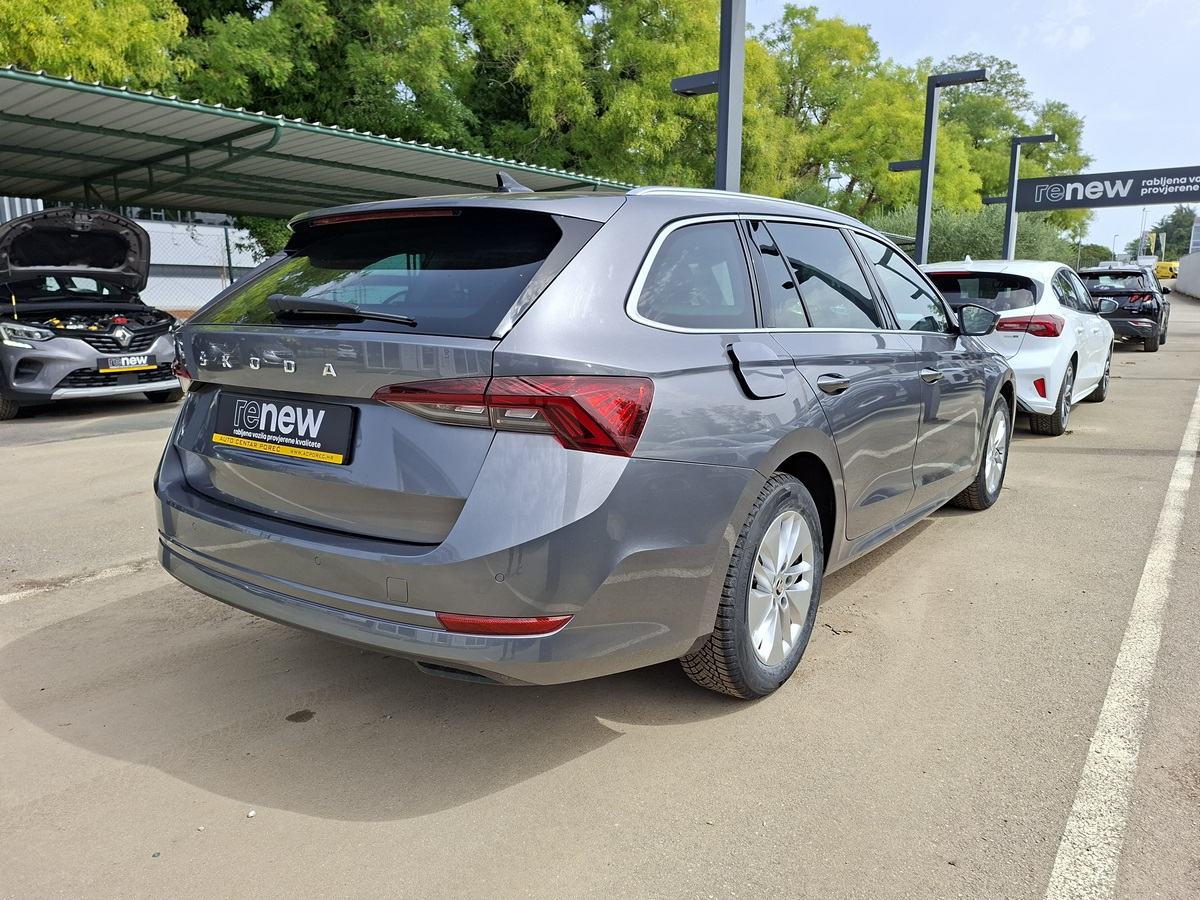 Škoda Octavia Combi 2,0 TDI Ambition DSG, fotografija 2
