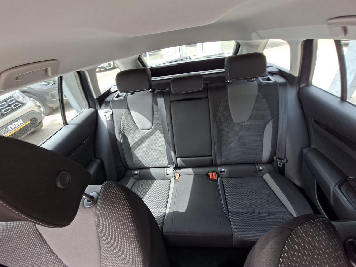 Škoda Octavia Combi 2,0 TDI Ambition DSG, fotografija 12