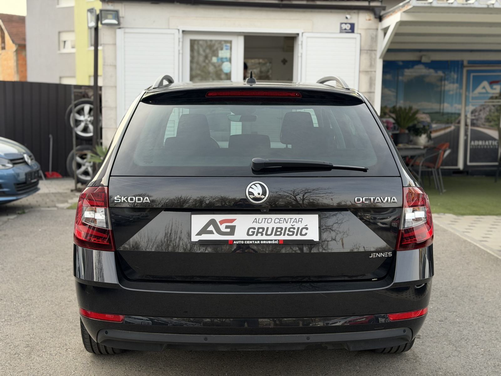 Škoda Octavia Combi 2,0 TDI *Automatik* *1.vlasnik!* *Jamstvo*, fotografija 9
