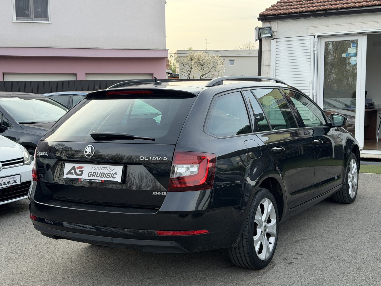 Škoda Octavia Combi 2,0 TDI *Automatik* *1.vlasnik!* *Jamstvo*, fotografija 8