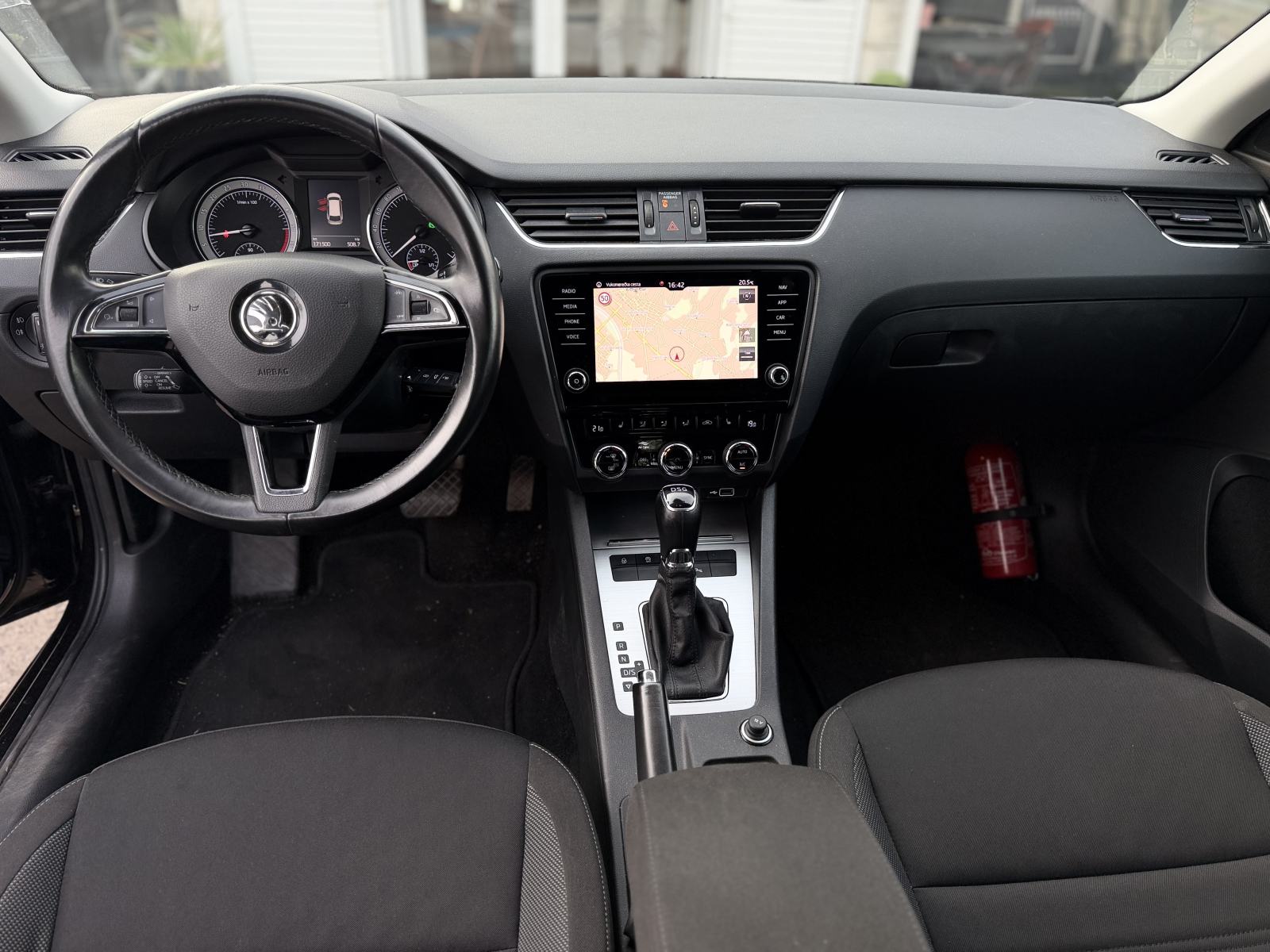 Škoda Octavia Combi 2,0 TDI *Automatik* *1.vlasnik!* *Jamstvo*, fotografija 12