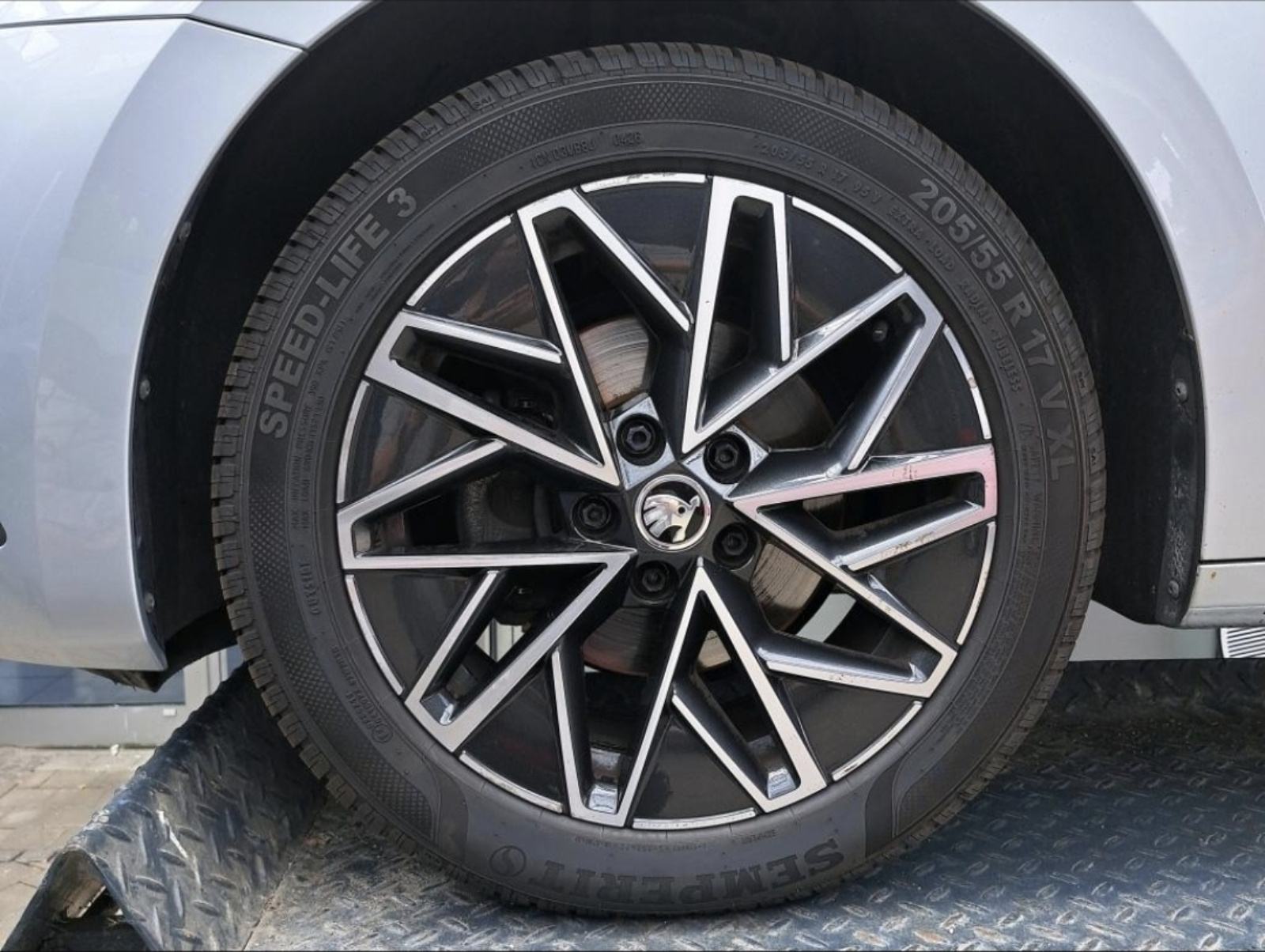 Škoda Octavia Combi 2,0 TDI automatik panorama, fotografija 15